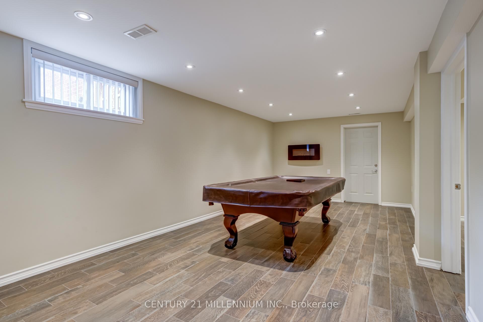 Photo 19 of 46 Northcrest Road, Etobicoke, Kingsview Village-The Westway — HOMEH