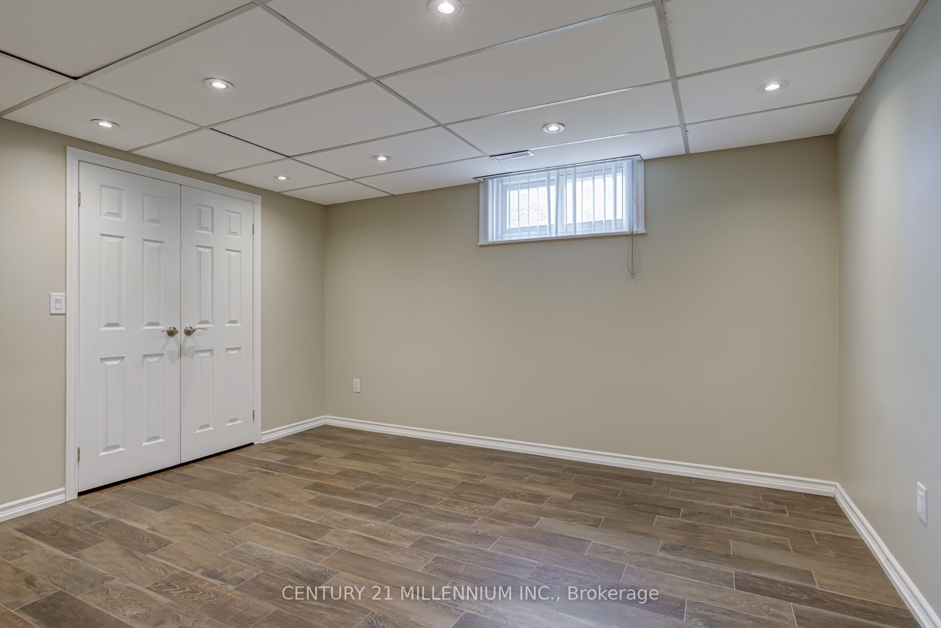 Photo 34 of 46 Northcrest Road, Etobicoke, Kingsview Village-The Westway — HOMEH