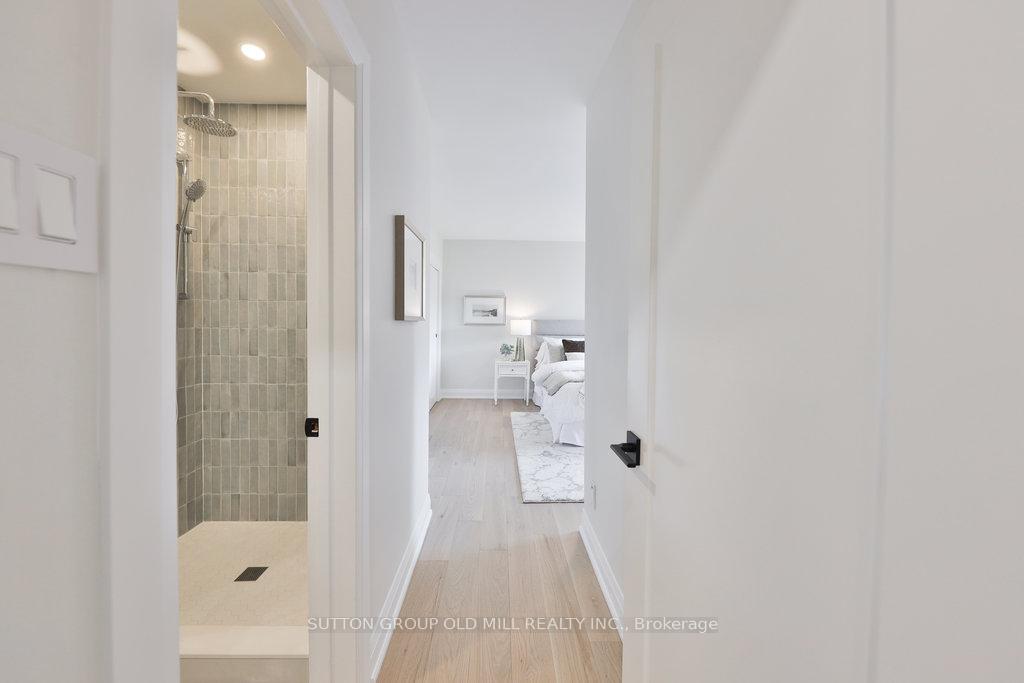 Photo 20 of 36 Laurelwood Crescent, Etobicoke, Willowridge-Martingrove-Richview — HOMEH