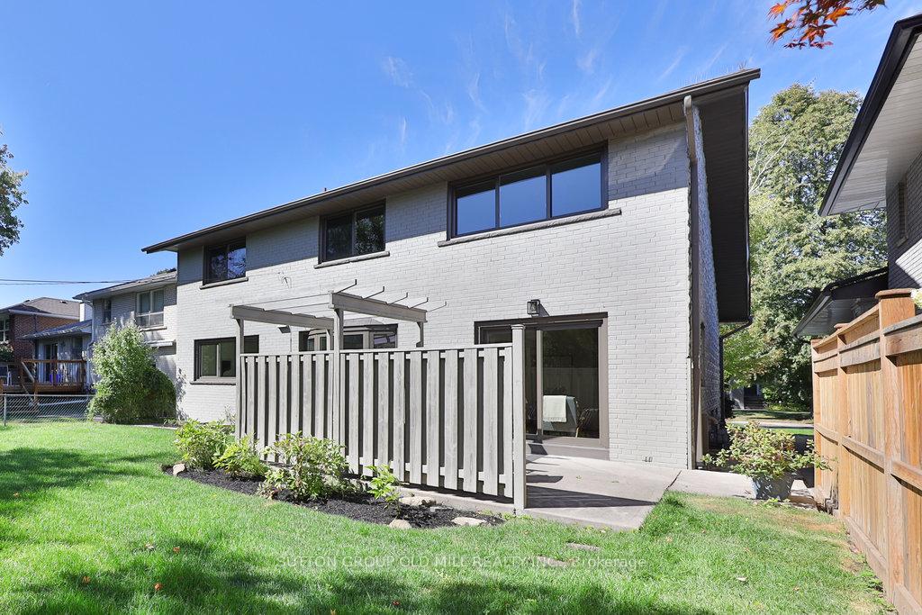 Photo 36 of 36 Laurelwood Crescent, Etobicoke, Willowridge-Martingrove-Richview — HOMEH