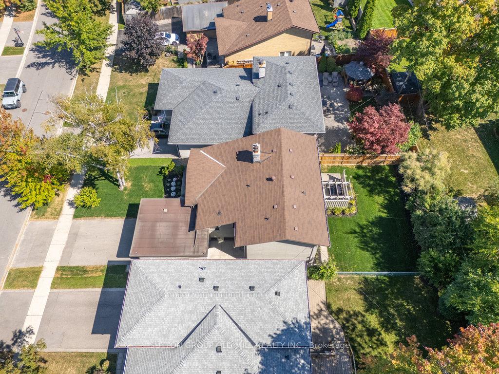 Photo 42 of 36 Laurelwood Crescent, Etobicoke, Willowridge-Martingrove-Richview — HOMEH