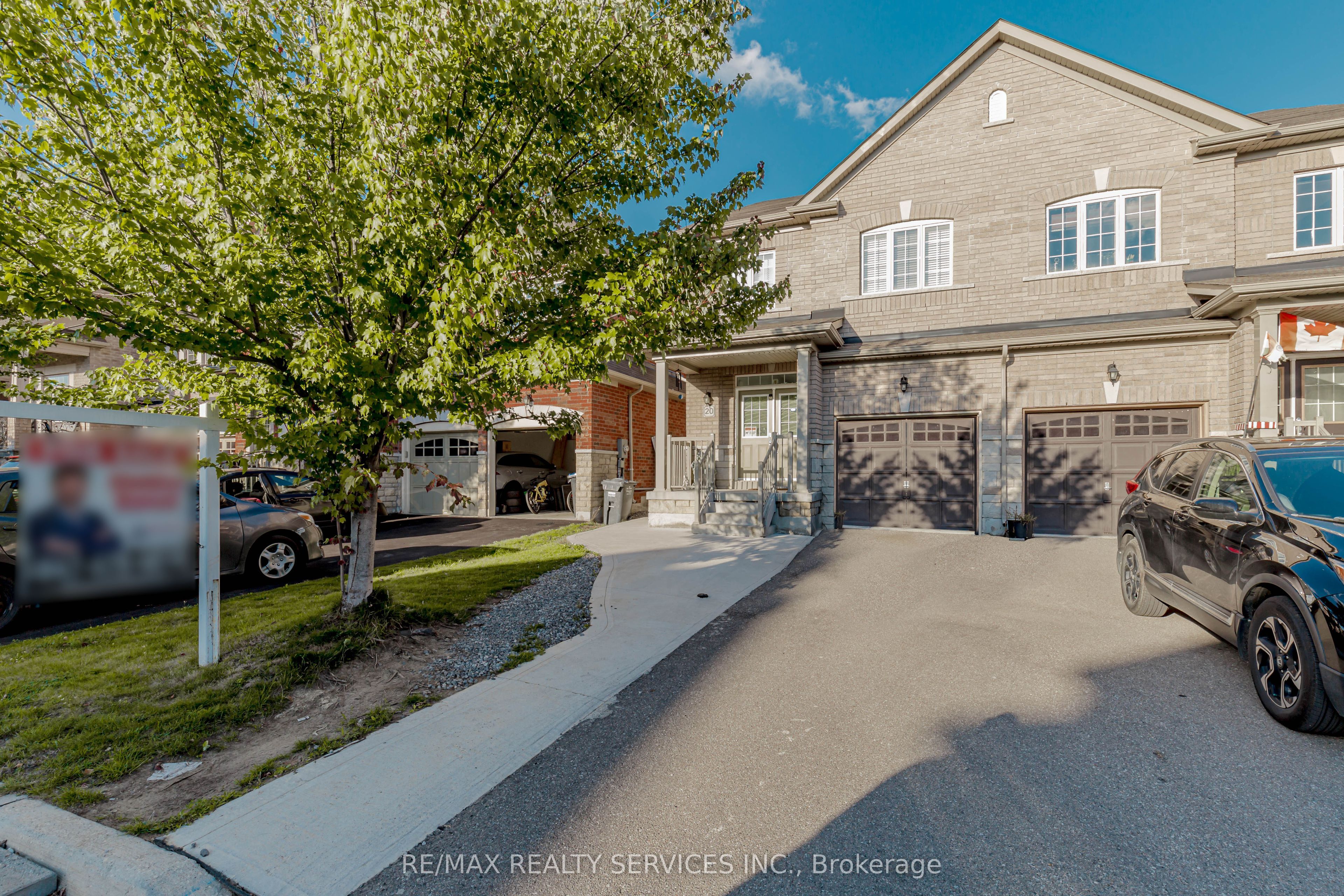 Front of 20 Blackberry Valley Crescent