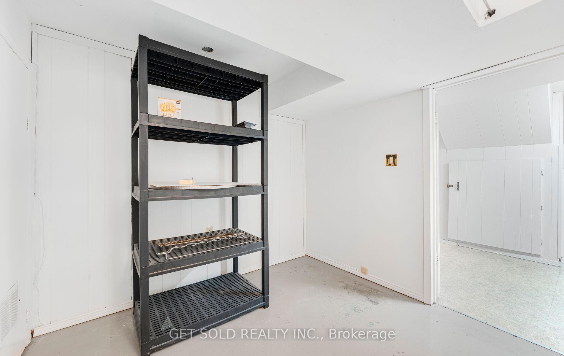 Photo 34 of 90 Celestine Drive, Etobicoke, Willowridge-Martingrove-Richview — HOMEH