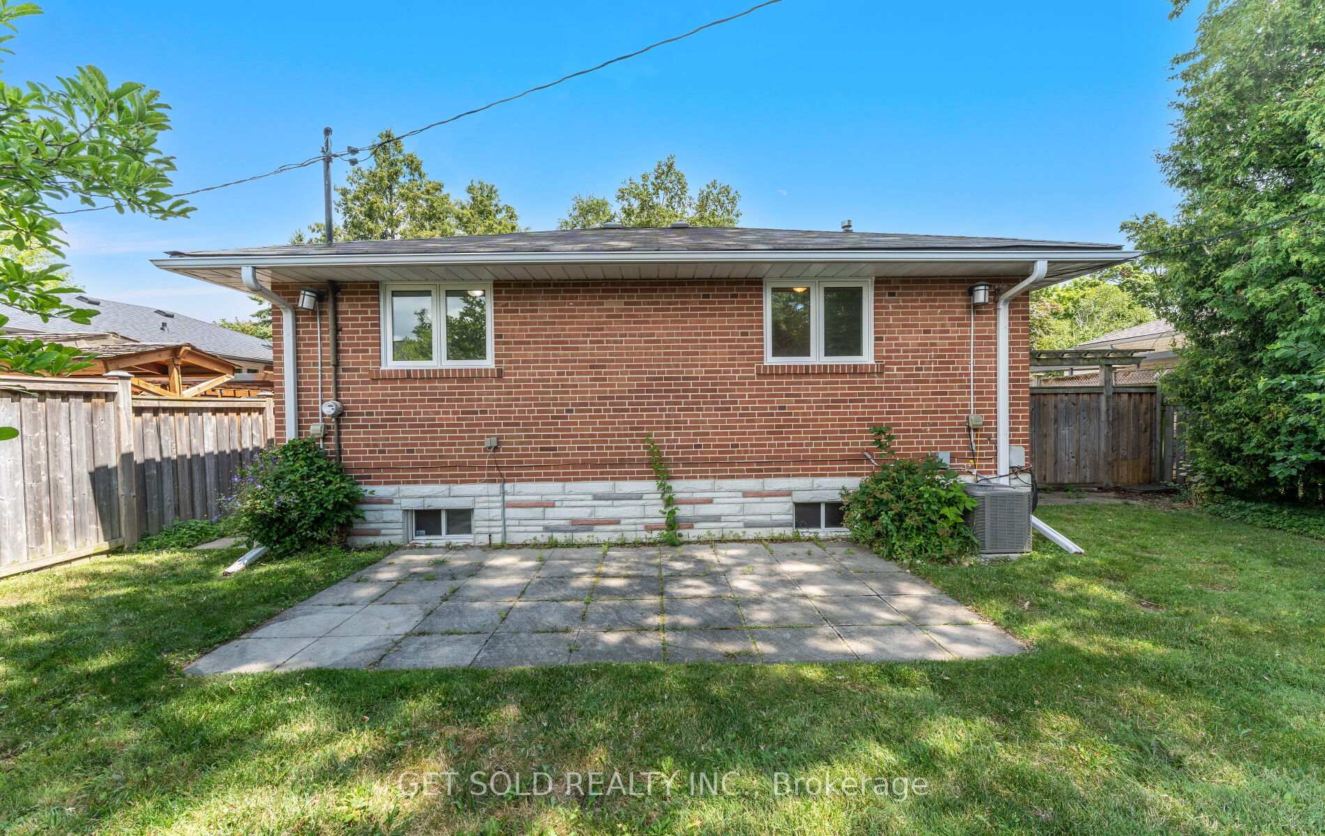 Photo 28 of 90 Celestine Drive, Etobicoke, Willowridge-Martingrove-Richview — HOMEH