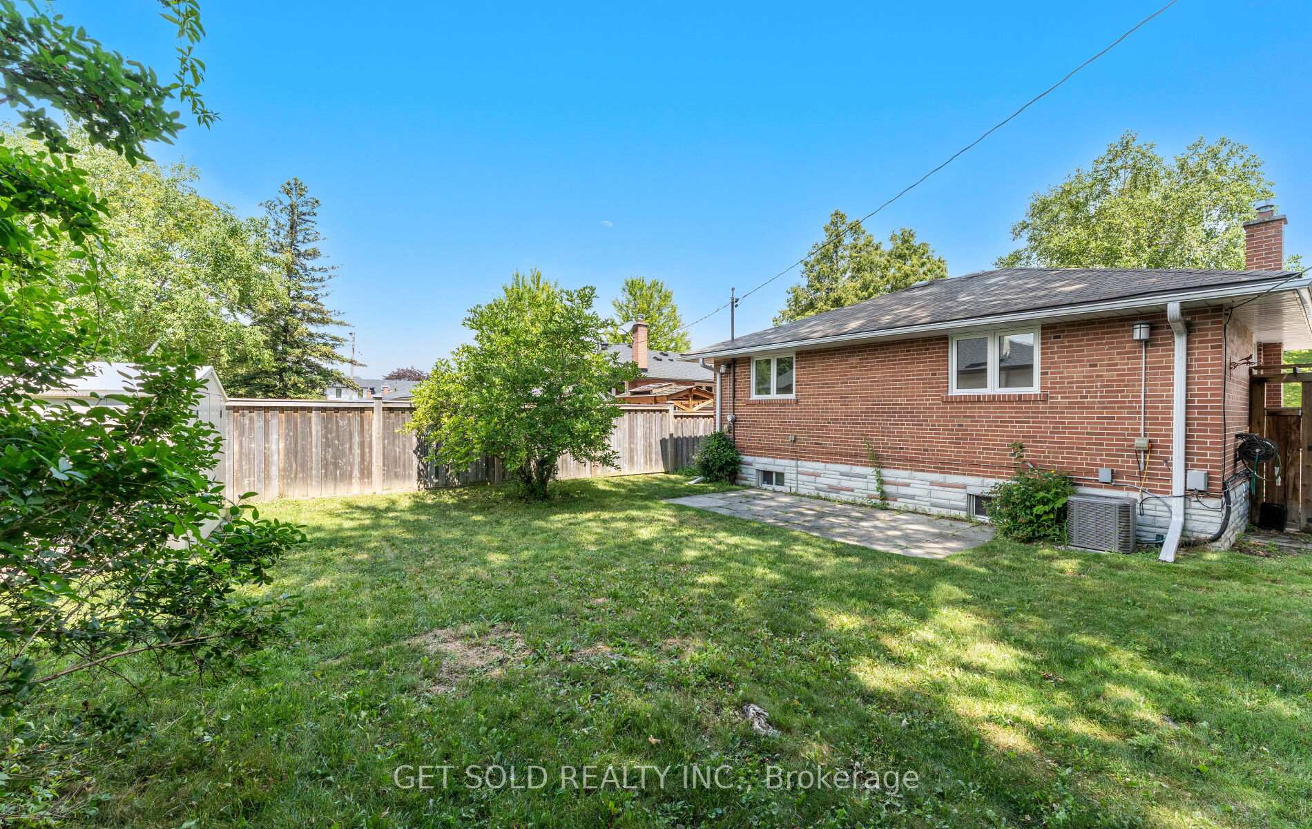 Photo 31 of 90 Celestine Drive, Etobicoke, Willowridge-Martingrove-Richview — HOMEH