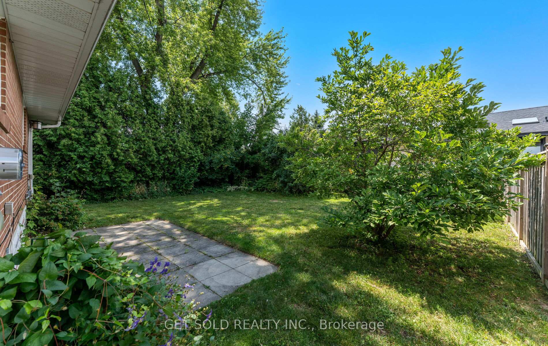 Photo 44 of 90 Celestine Drive, Etobicoke, Willowridge-Martingrove-Richview — HOMEH