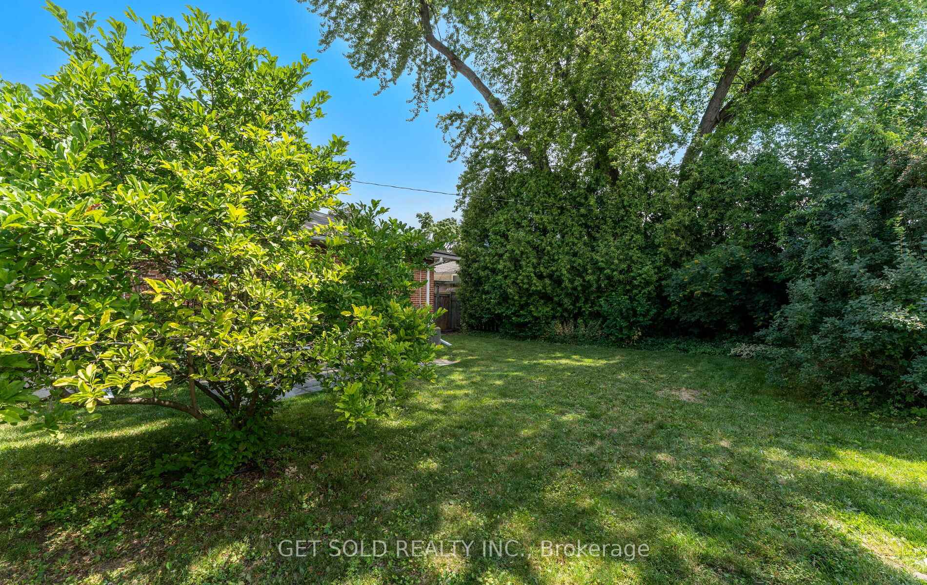 Photo 35 of 90 Celestine Drive, Etobicoke, Willowridge-Martingrove-Richview — HOMEH