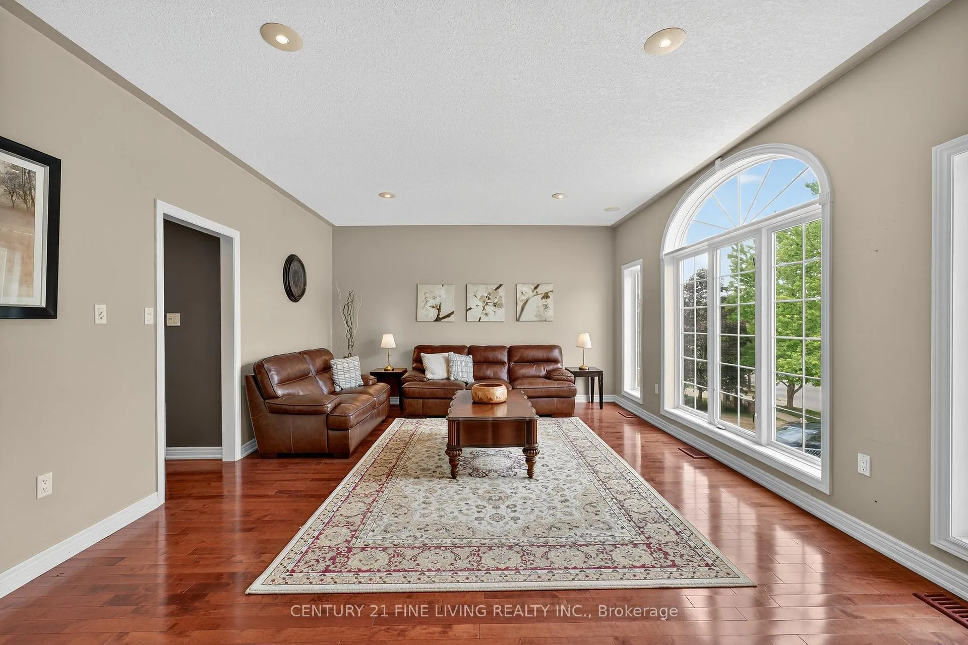 Photo 41 of 46 Cumming Drive, Barrie, Ardagh — HOMEH