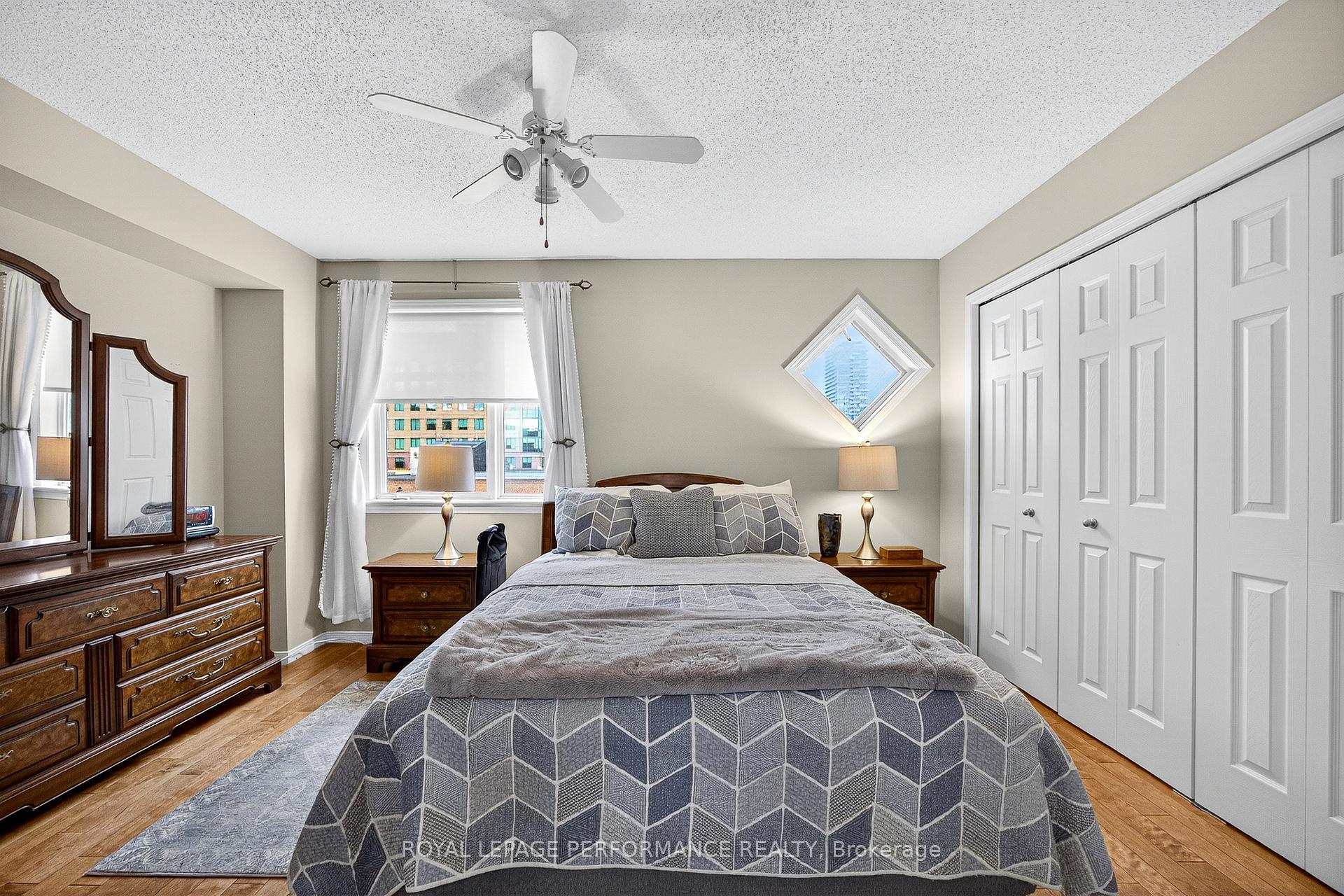 Photo 24 of 9 Panorama Private, Ottawa, Ottawa West — HOMEH