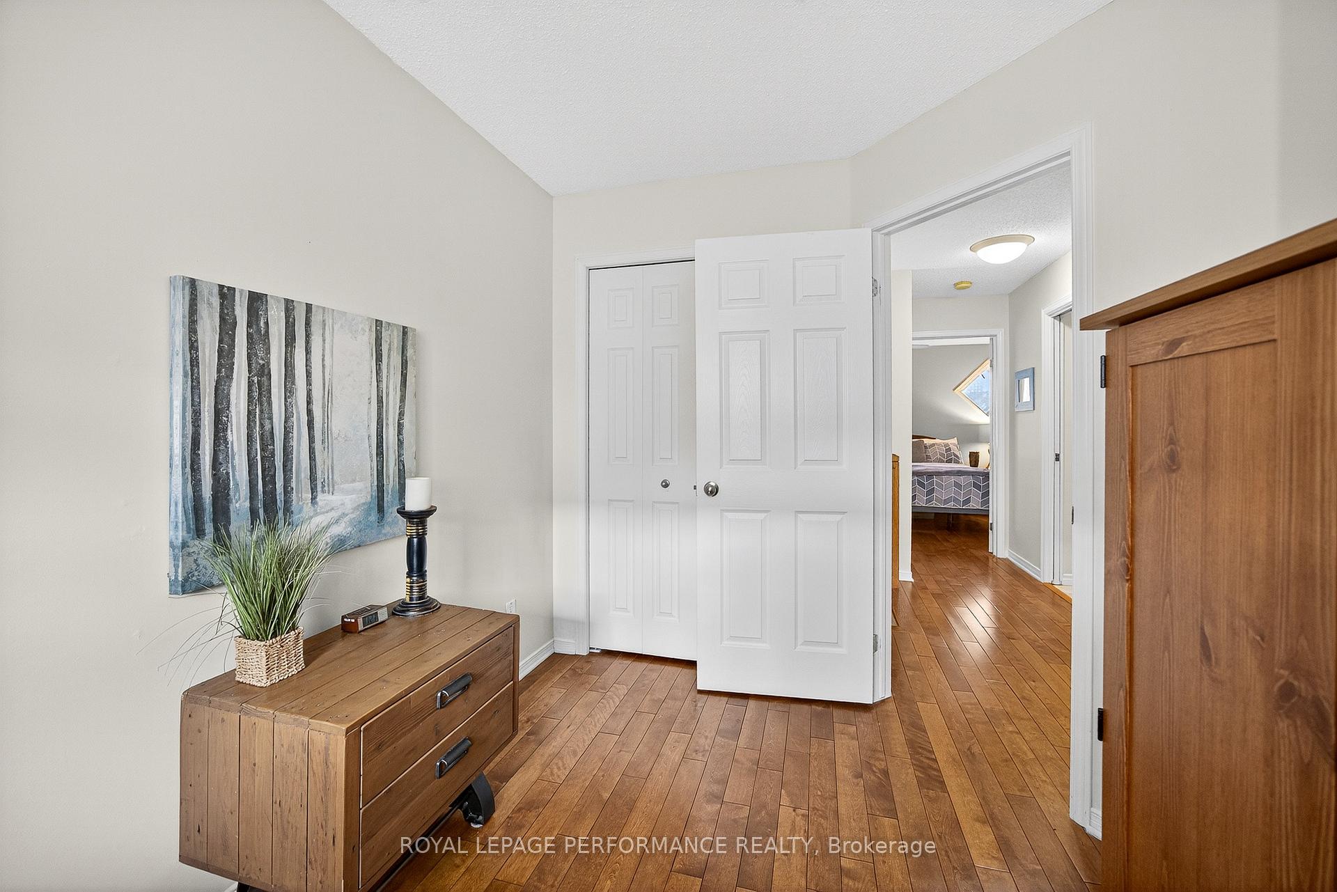 Photo 33 of 9 Panorama Private, Ottawa, Ottawa West — HOMEH