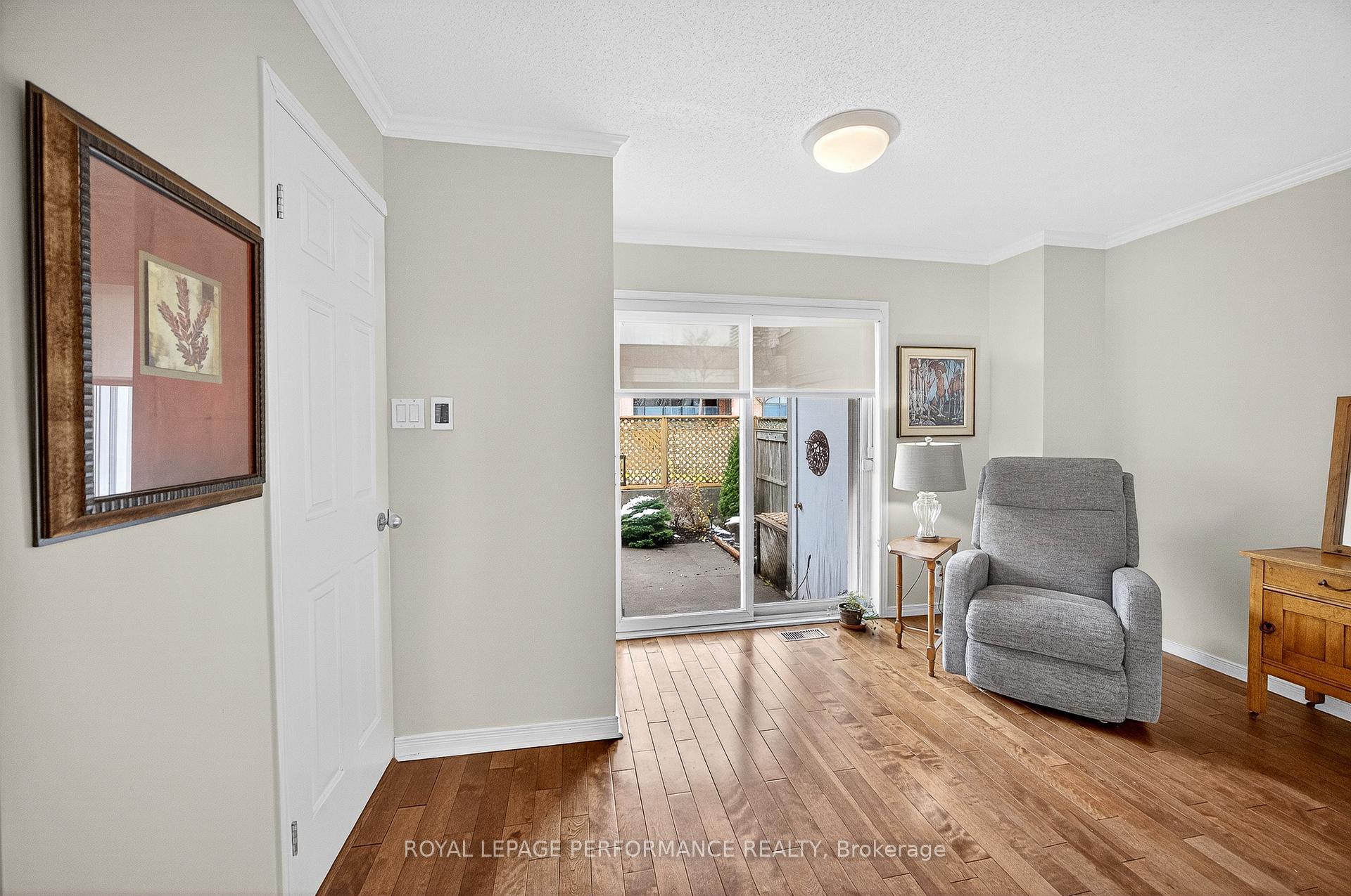 Photo 39 of 9 Panorama Private, Ottawa, Ottawa West — HOMEH