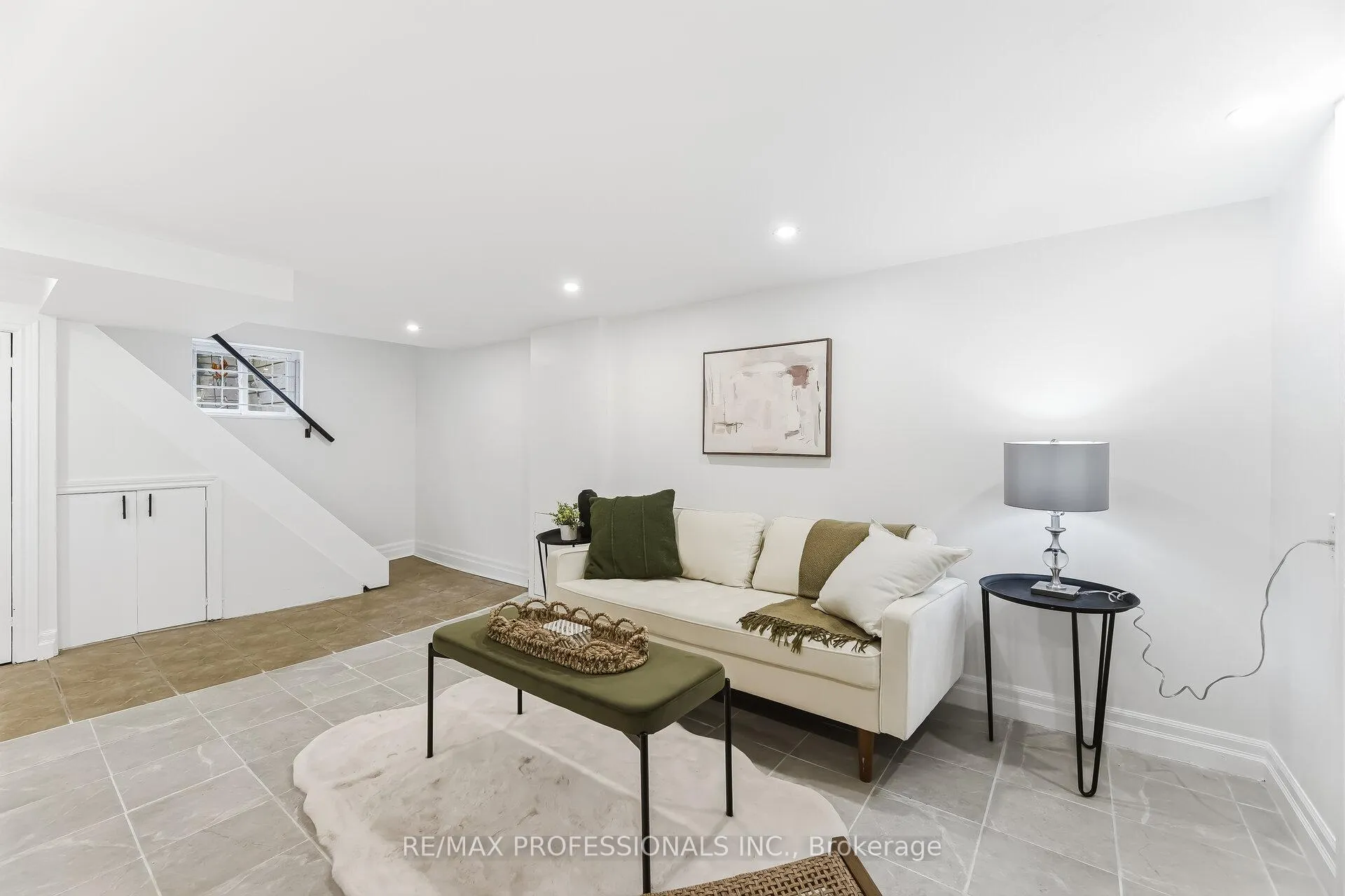 Photo 33 of 15 Twenty-Seventh Street, Etobicoke, Long Branch — HOMEH
