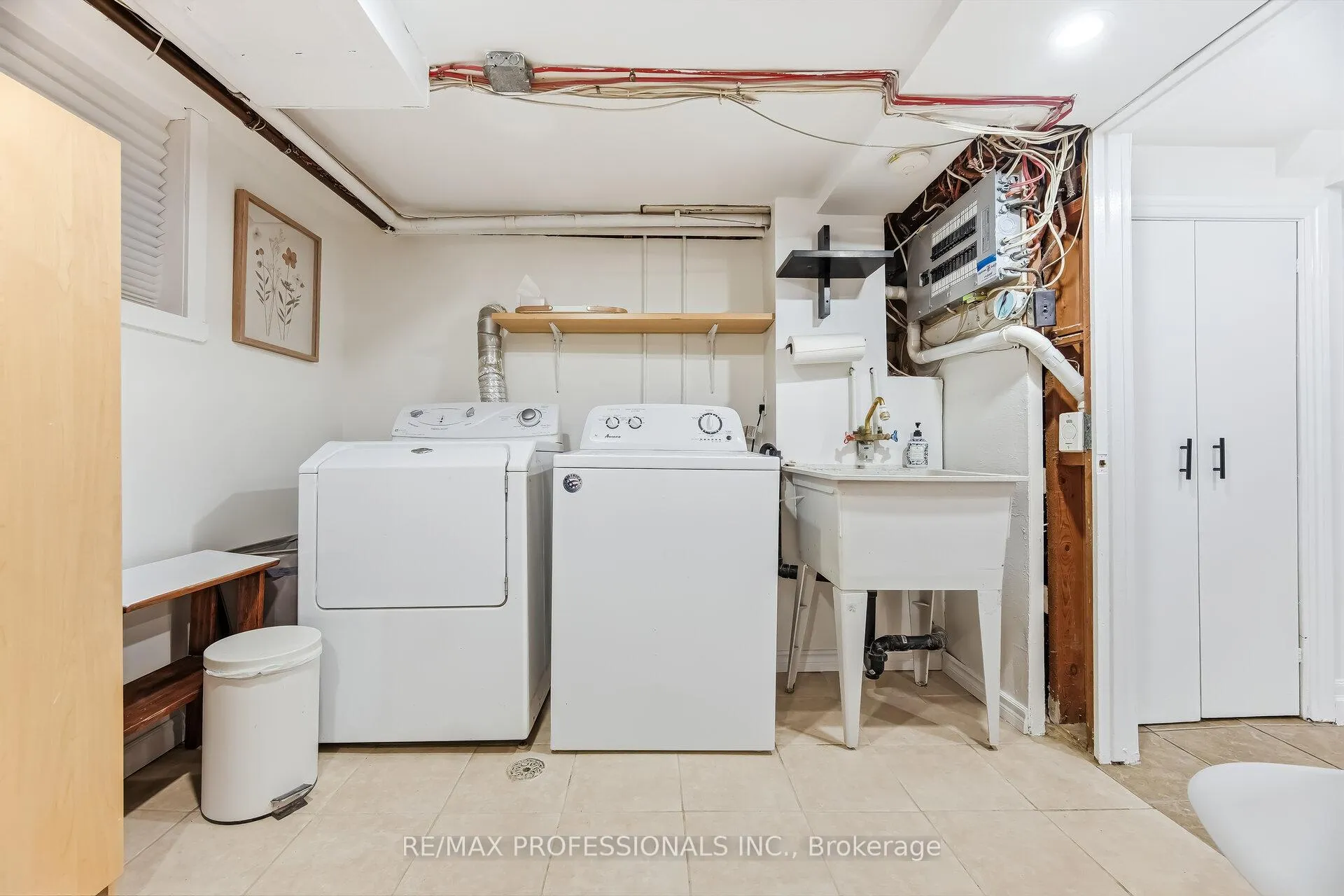 Photo 34 of 15 Twenty-Seventh Street, Etobicoke, Long Branch — HOMEH