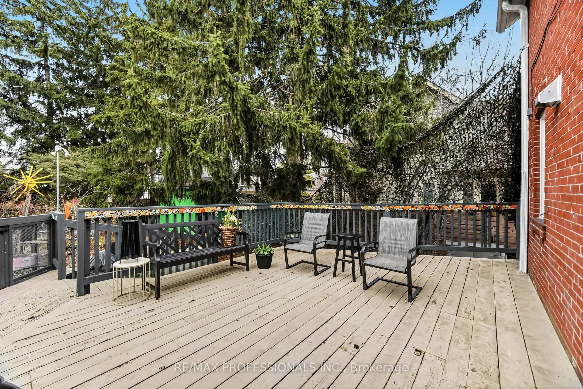 Photo 37 of 15 Twenty-Seventh Street, Etobicoke, Long Branch — HOMEH
