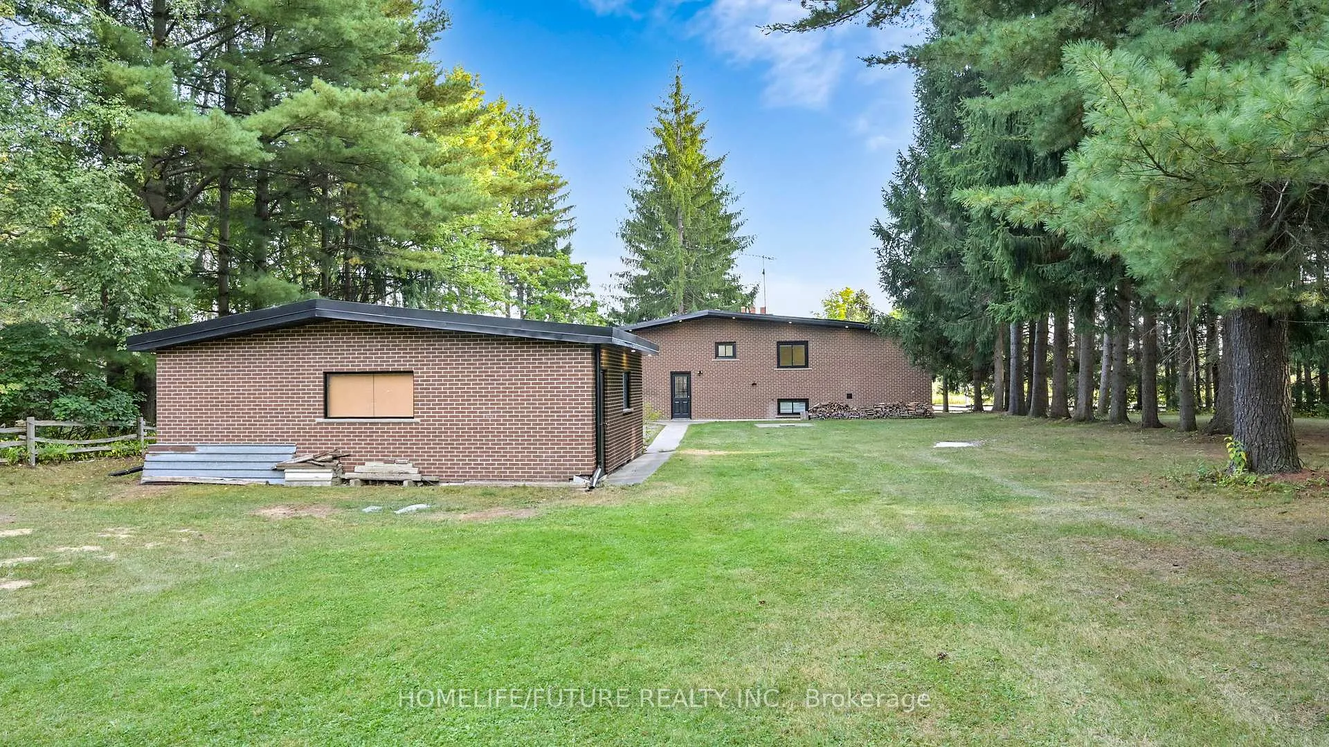 Photo 39 of 474 Taunton Road W, Ajax, Northwest Ajax — HOMEH