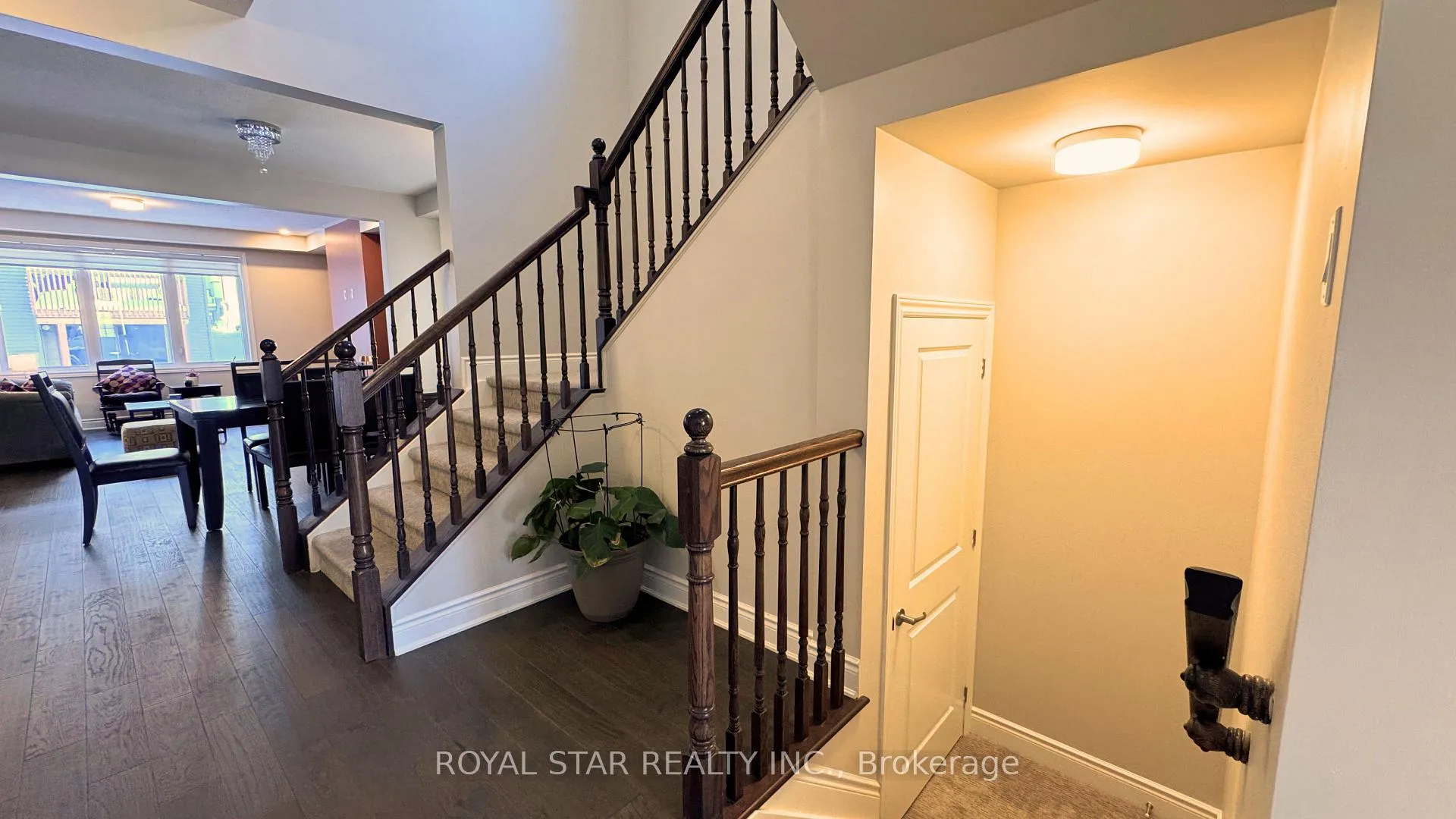Photo 3 of 25 Racemose Street, Ottawa, Barrhaven - Half Moon Bay — HOMEH