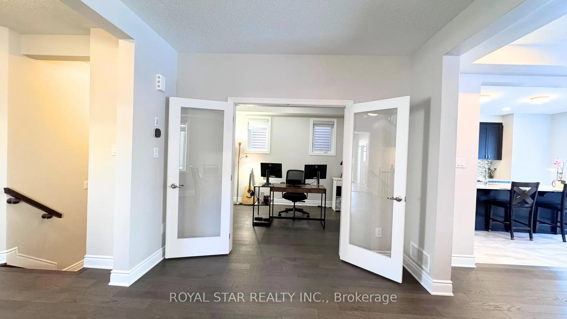 Photo 17 of 25 Racemose Street, Ottawa, Barrhaven - Half Moon Bay — HOMEH