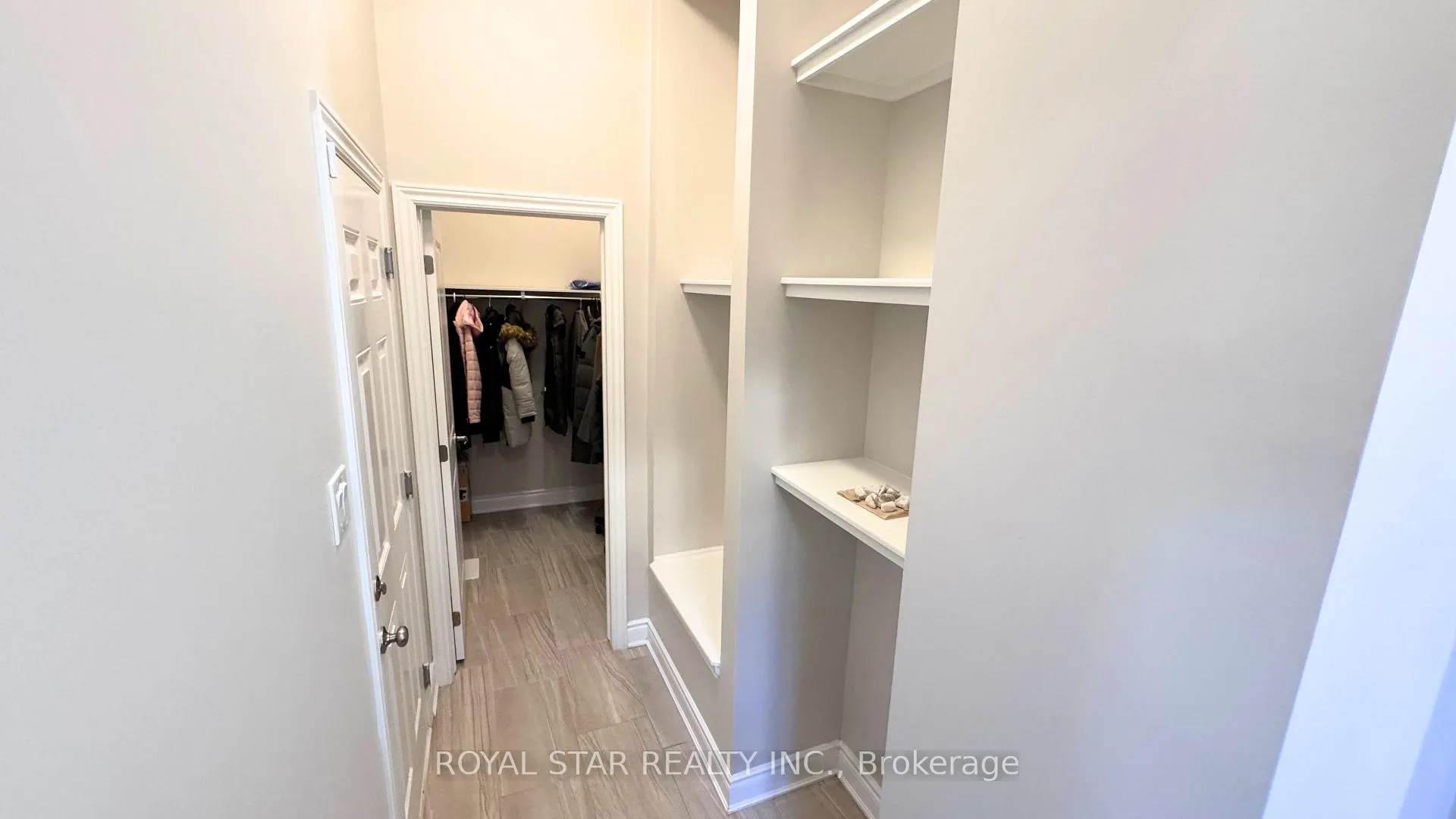 Photo 21 of 25 Racemose Street, Ottawa, Barrhaven - Half Moon Bay — HOMEH