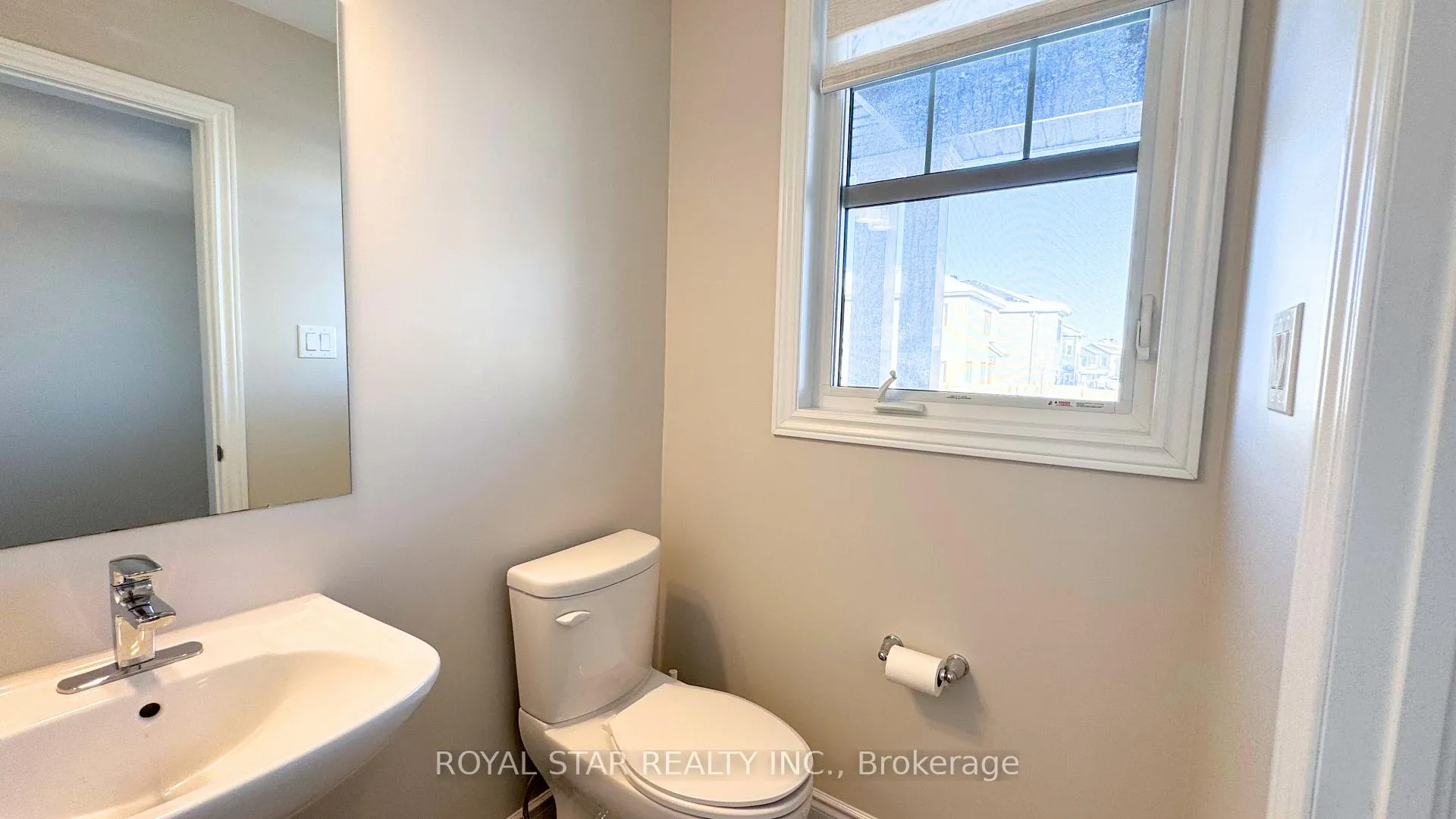 Photo 22 of 25 Racemose Street, Ottawa, Barrhaven - Half Moon Bay — HOMEH