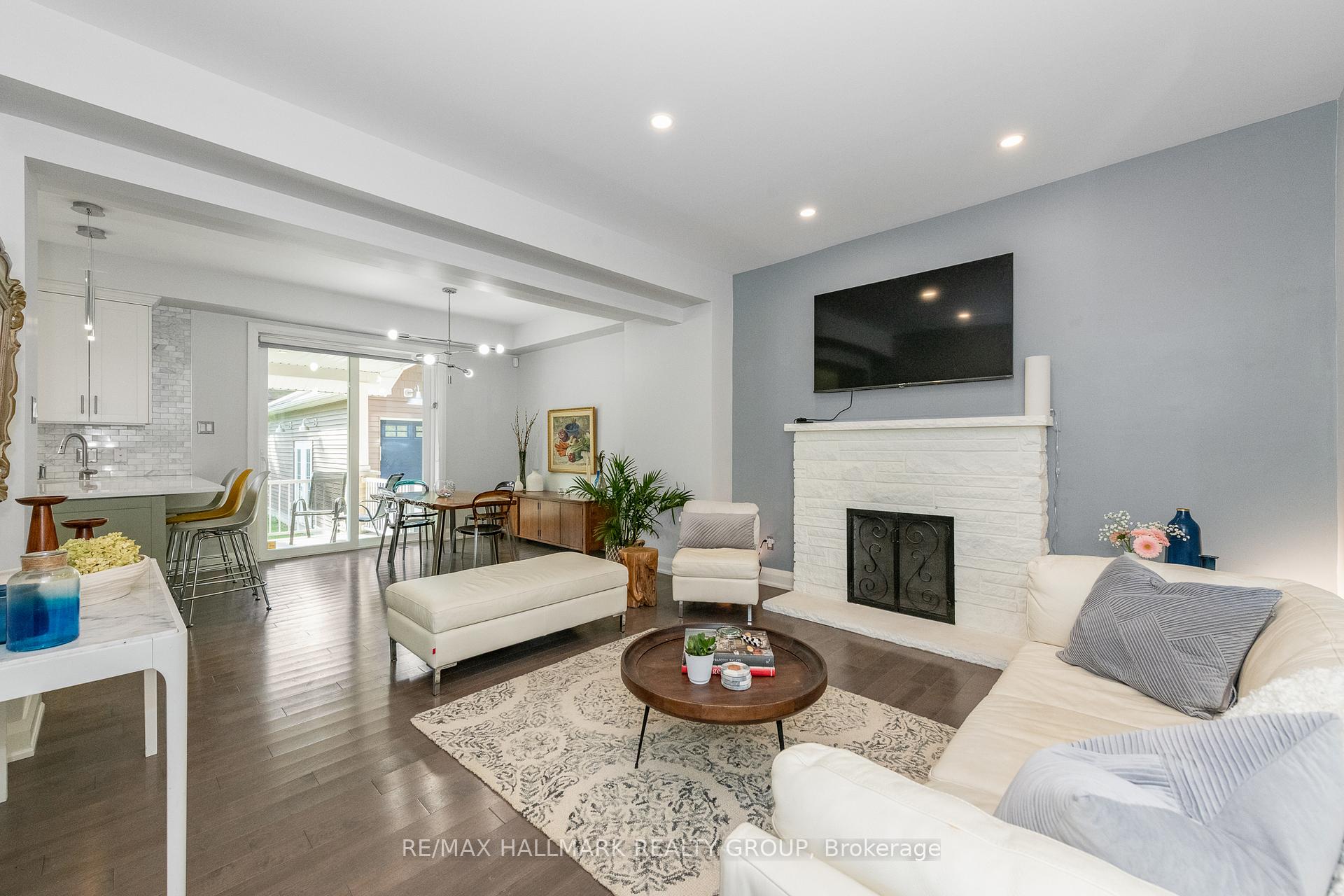 Photo 5 of 104 Byron Avenue, Ottawa, Ottawa West — HOMEH