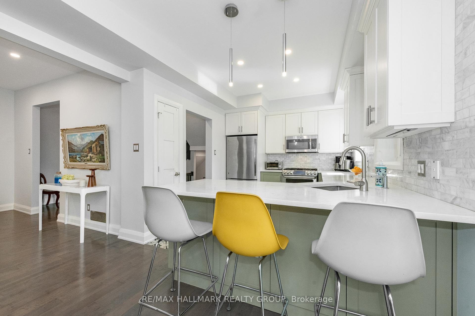 Photo 11 of 104 Byron Avenue, Ottawa, Ottawa West — HOMEH