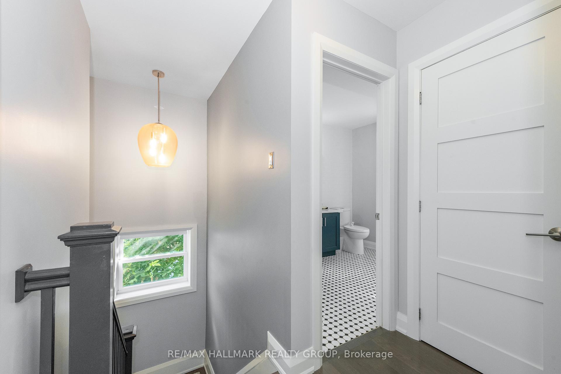 Photo 15 of 104 Byron Avenue, Ottawa, Ottawa West — HOMEH