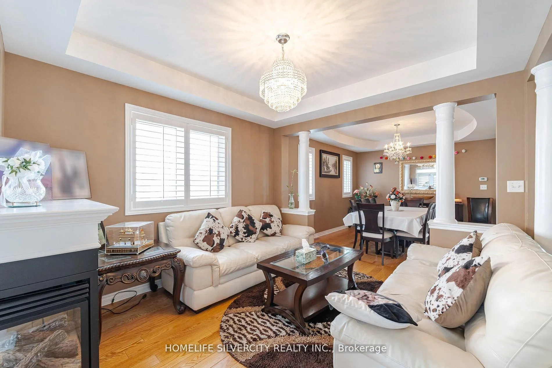 Photo 3 of 14 Oakhaven Road, Brampton, Bram East — HOMEH
