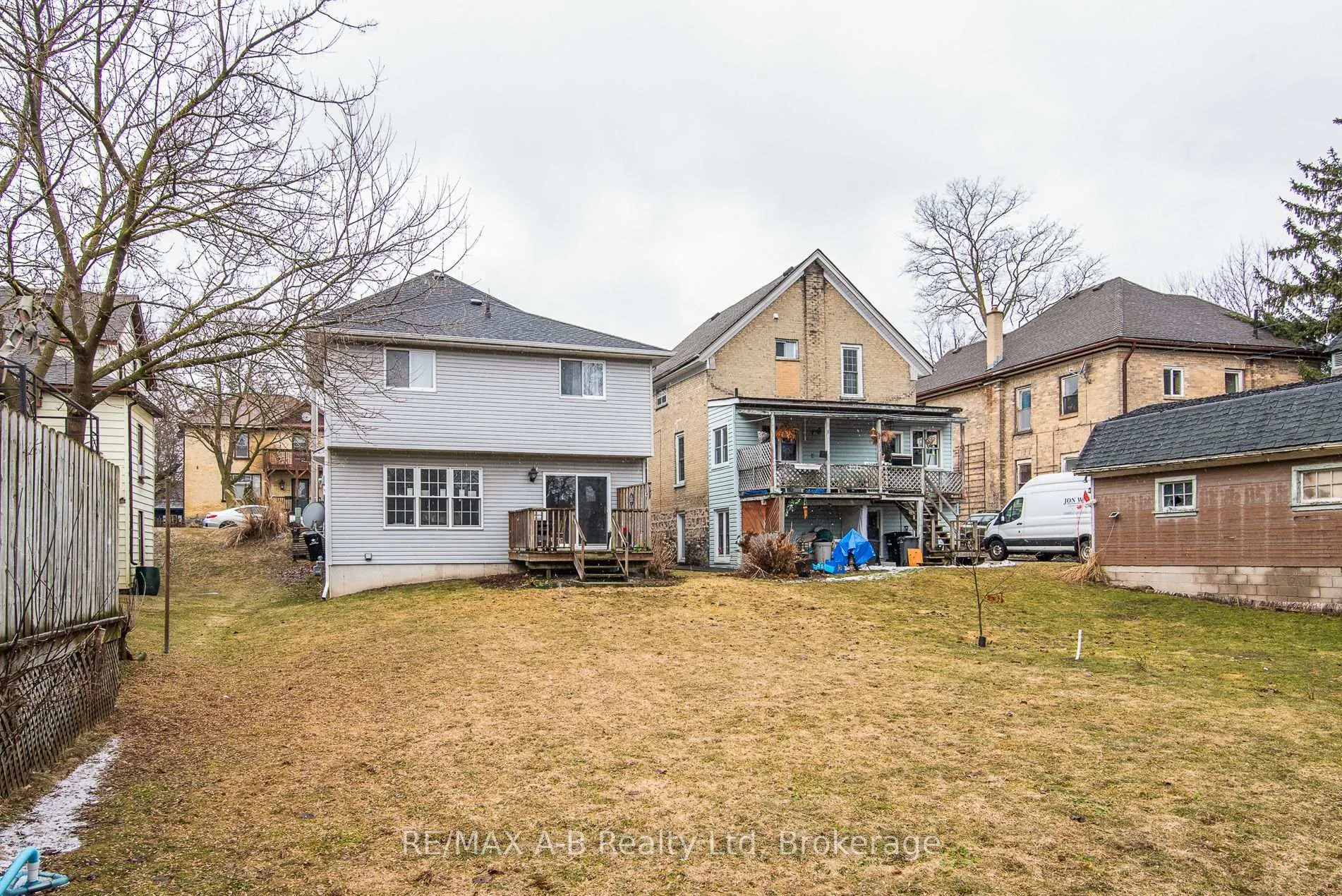 Photo 4 of 209 Jacob Street, Wilmot — HOMEH