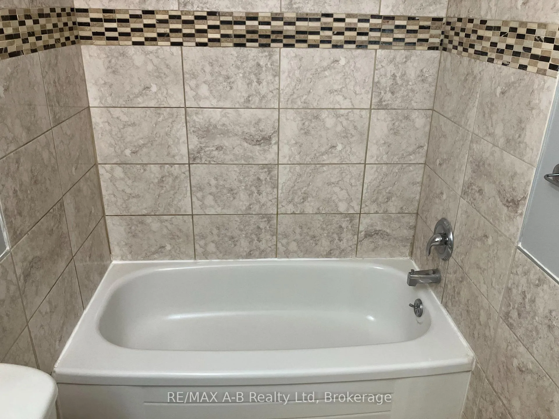 Photo 15 of 209 Jacob Street, Wilmot — HOMEH