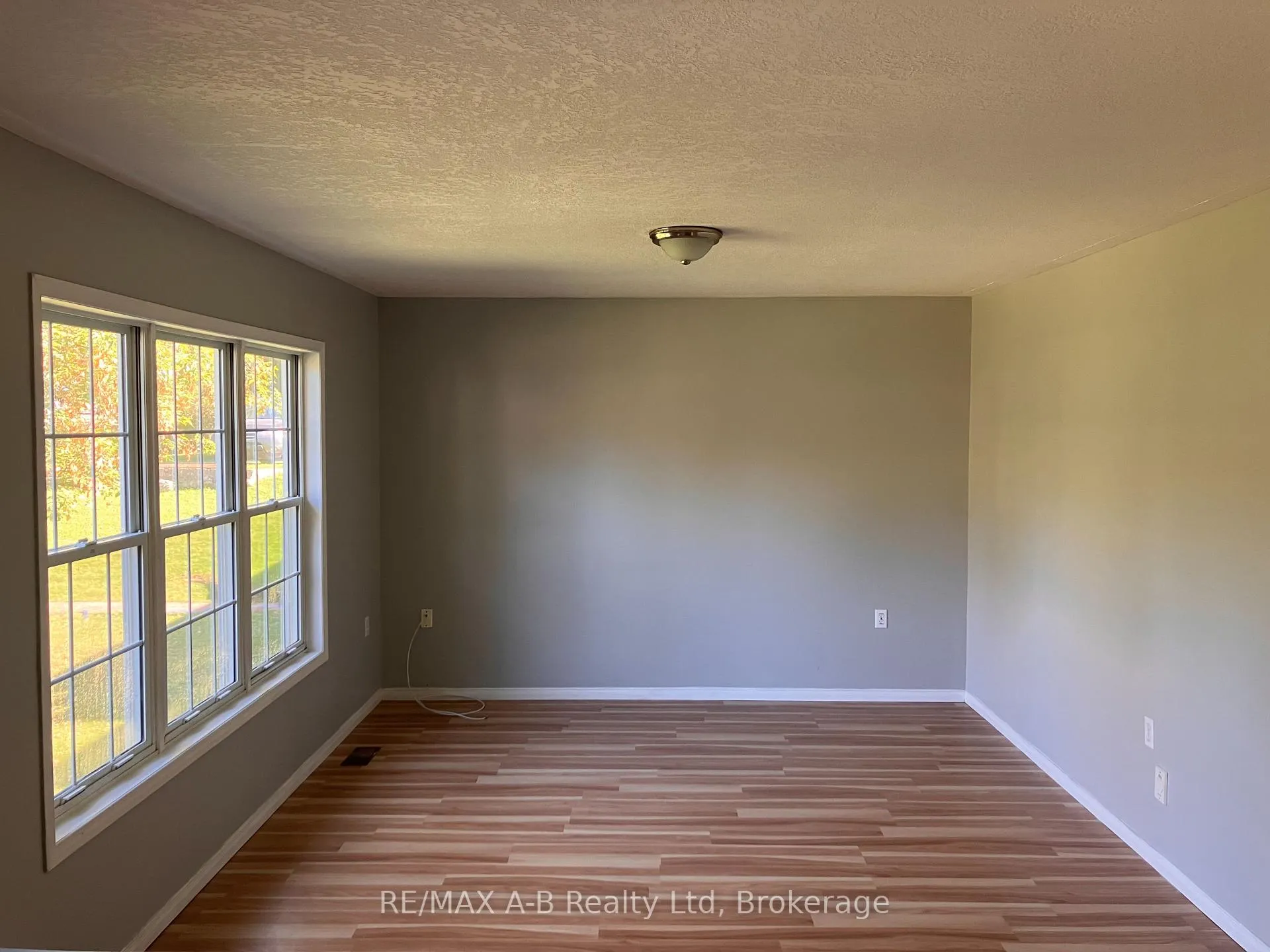 Photo 22 of 209 Jacob Street, Wilmot — HOMEH