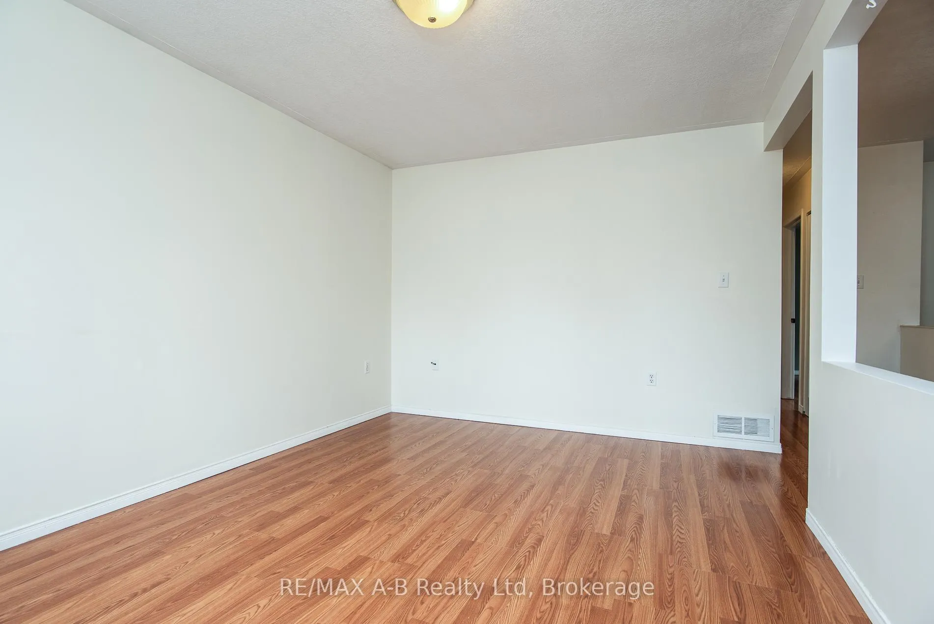 Photo 23 of 209 Jacob Street, Wilmot — HOMEH
