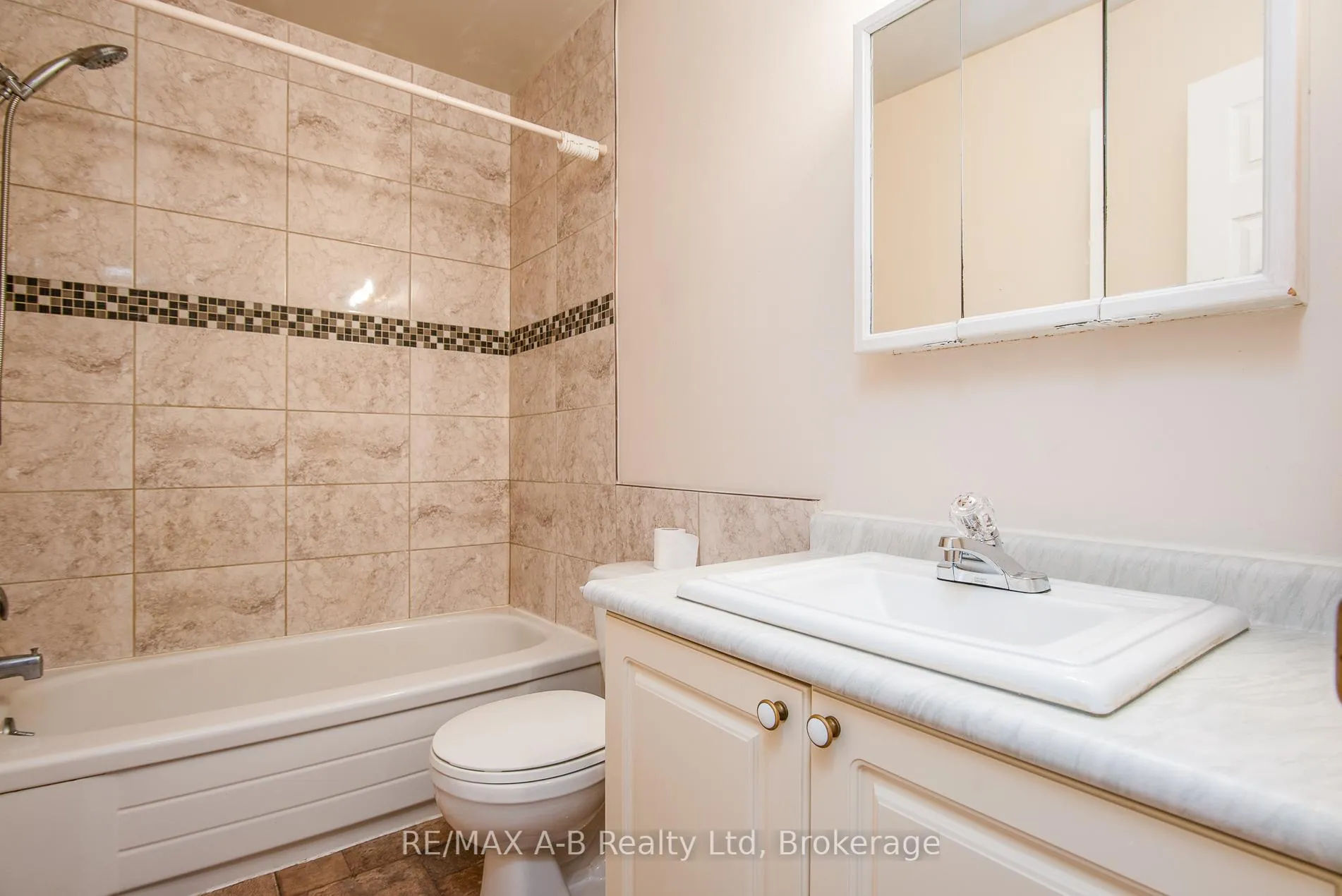 Photo 30 of 209 Jacob Street, Wilmot — HOMEH