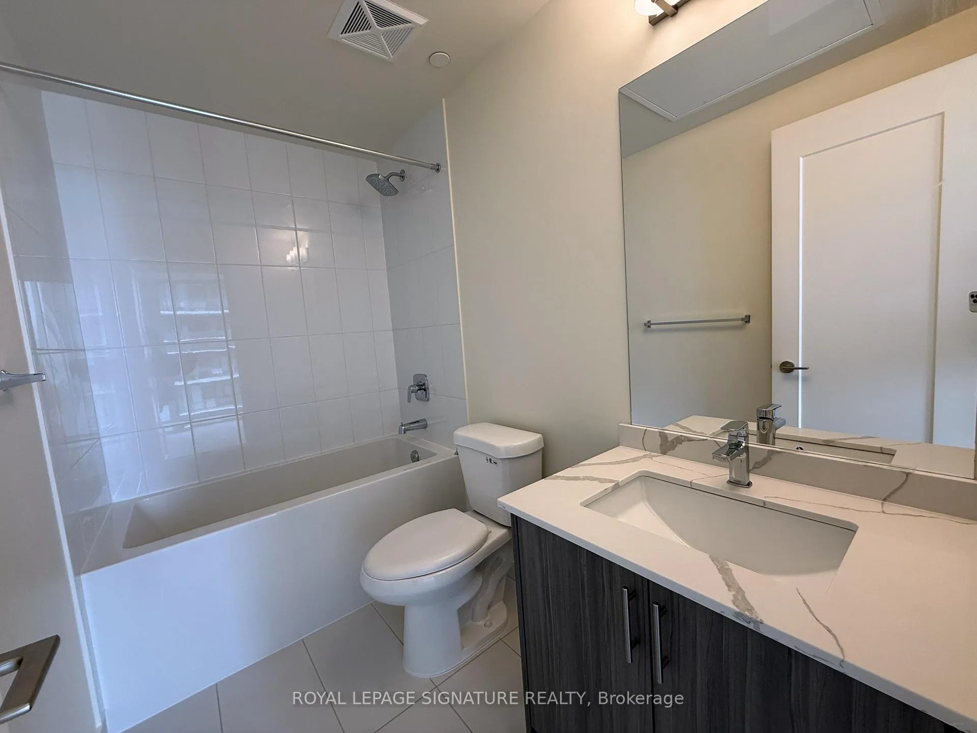 Photo 5 of Unit 2202, 27 Korda Gate, Vaughan, Vellore Village — HOMEH