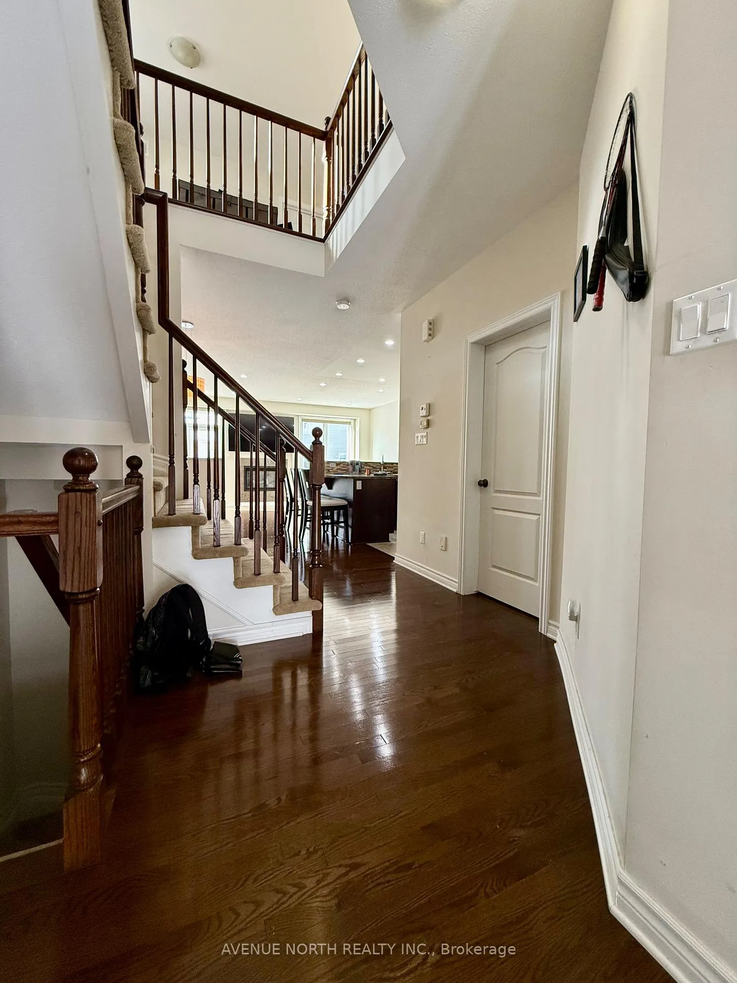 Photo 6 of 274 Broxburn Crescent, Ottawa, Barrhaven - Heritage Park — HOMEH