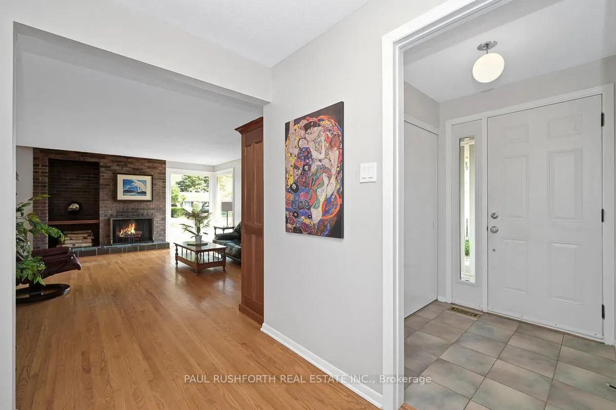 Photo 16 of 2421 Ogilvie Road, Ottawa, Beacon Hill North — HOMEH