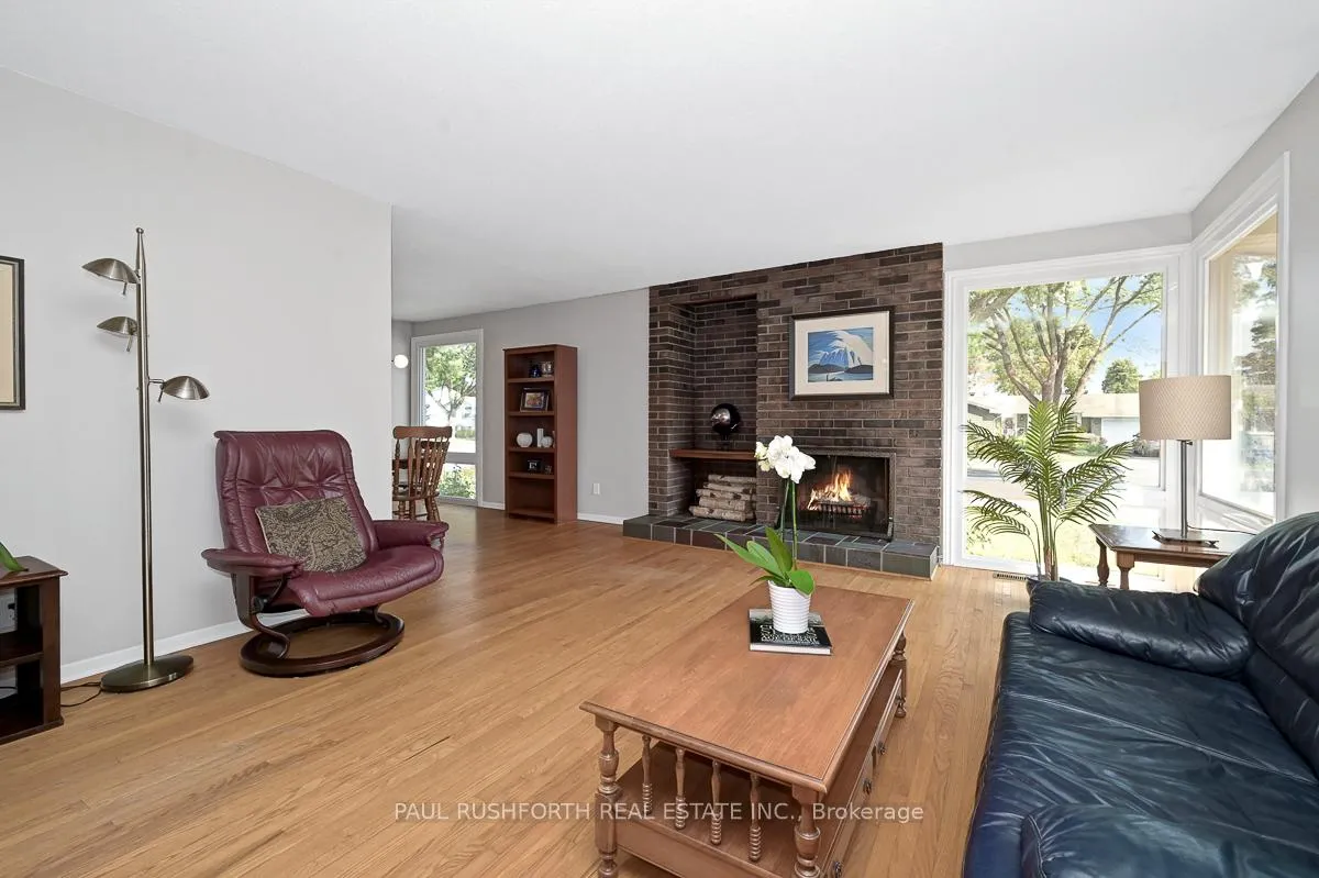 Photo 26 of 2421 Ogilvie Road, Ottawa, Beacon Hill North — HOMEH