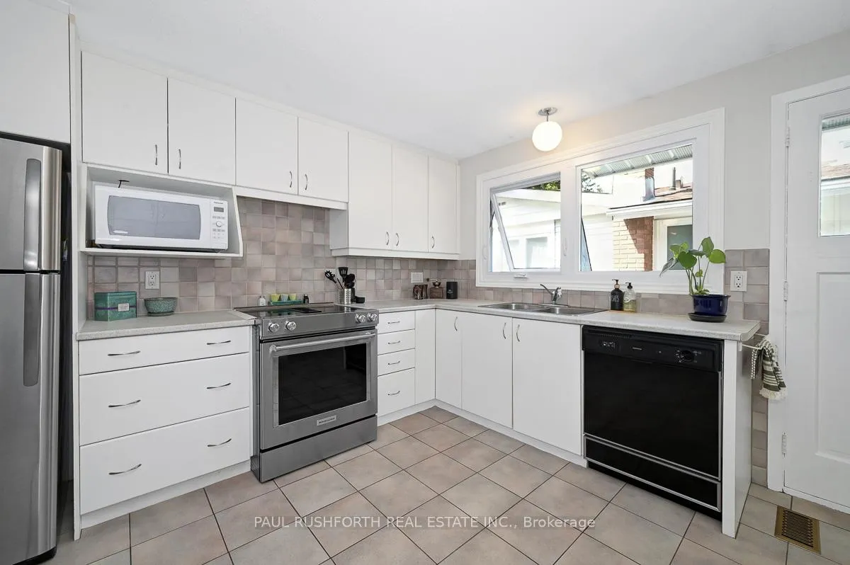 Photo 72 of 2421 Ogilvie Road, Ottawa, Beacon Hill North — HOMEH