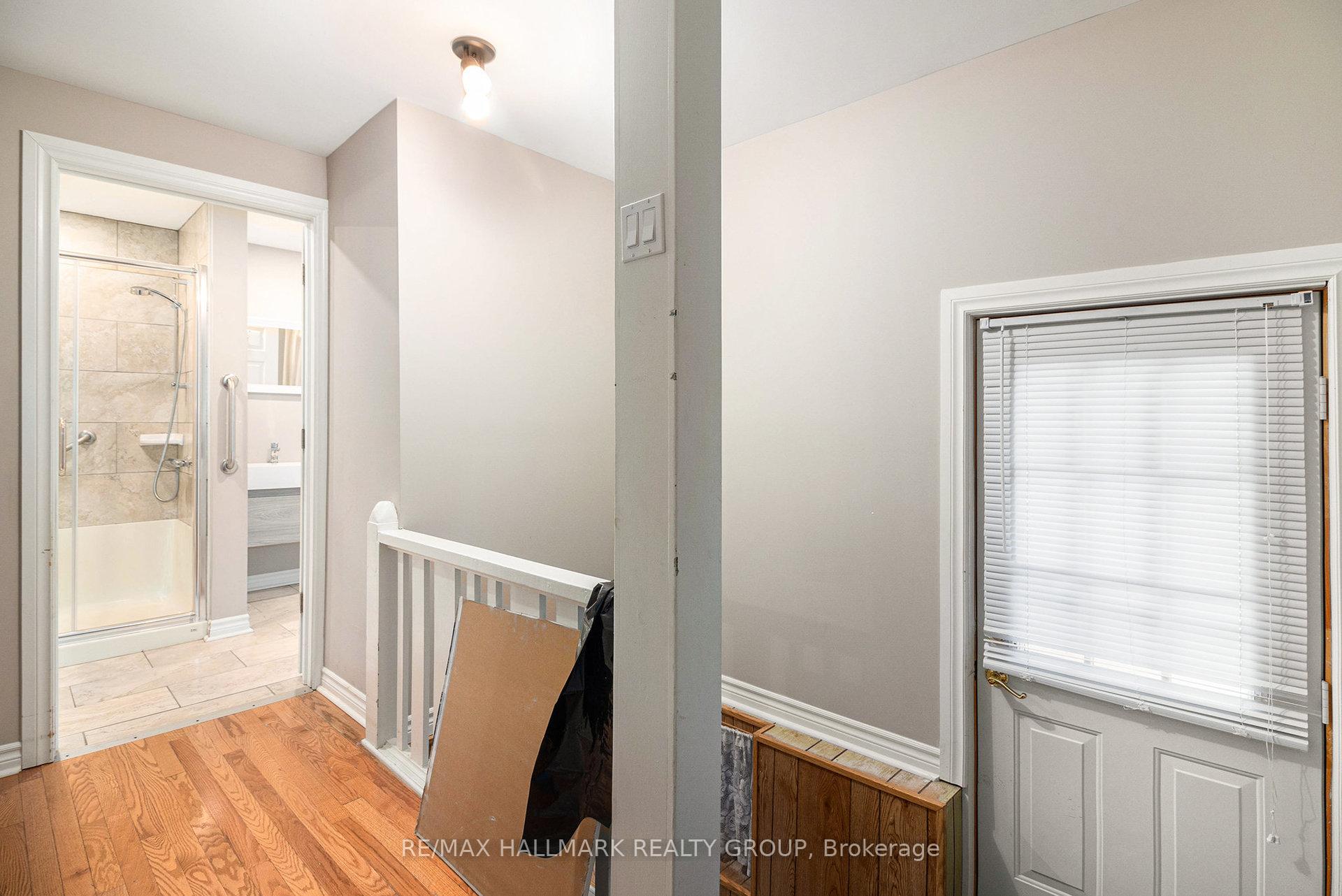 Photo 12 of 9 Warren Avenue, Ottawa, Ottawa West — HOMEH