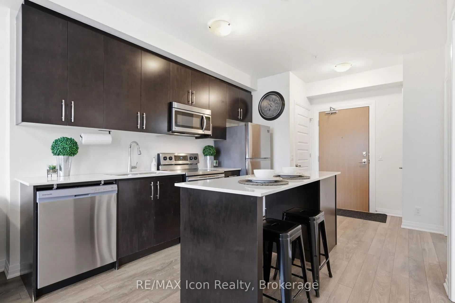 Photo 13 of Unit 106, 1105 Leger Way, Milton, Ford — HOMEH