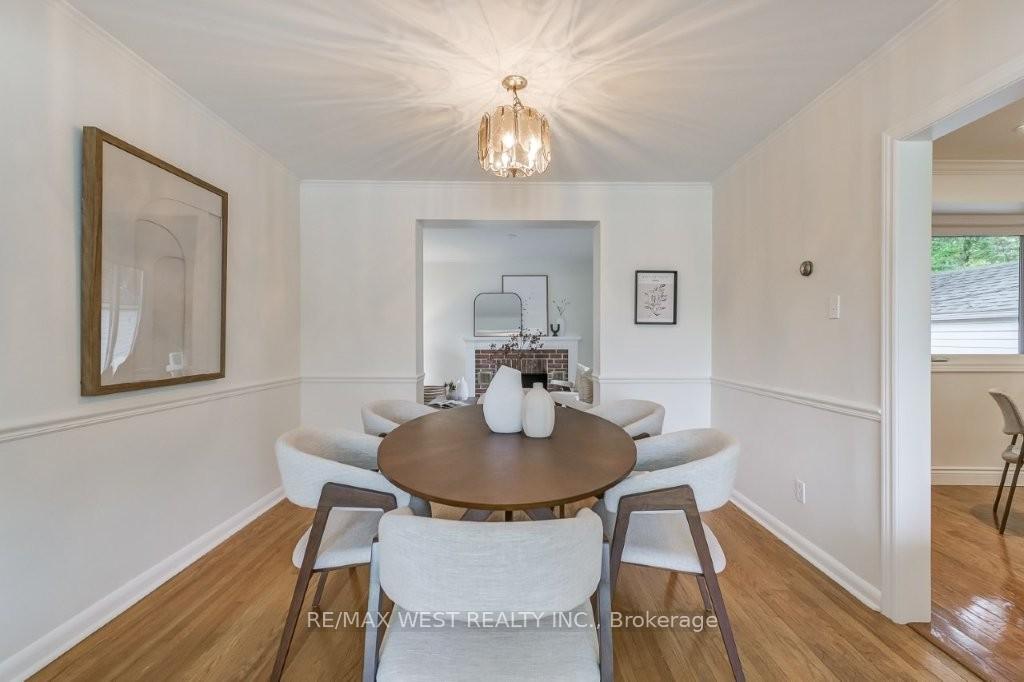 Photo 7 of 47 Breadner Drive, Etobicoke, Willowridge-Martingrove-Richview — HOMEH