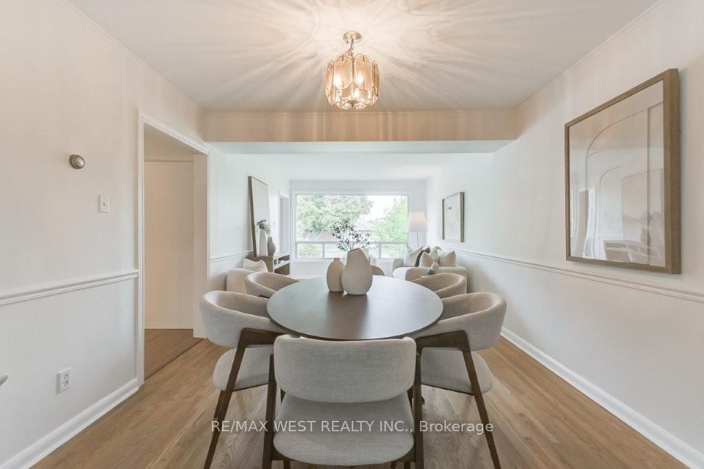 Photo 8 of 47 Breadner Drive, Etobicoke, Willowridge-Martingrove-Richview — HOMEH