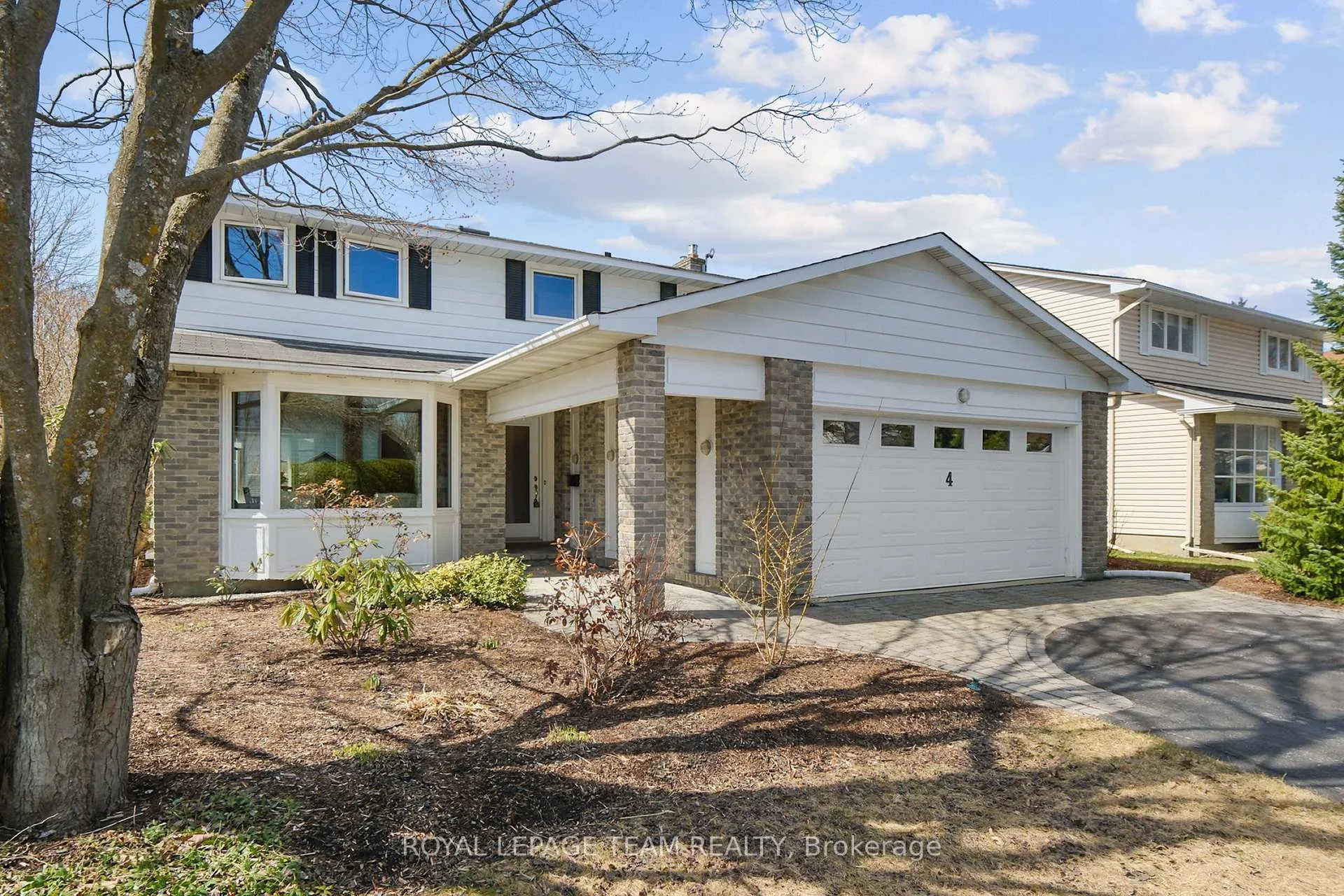 Photo 6 of 4 Valewood Crescent, Ottawa, Blackburn Hamlet — HOMEH
