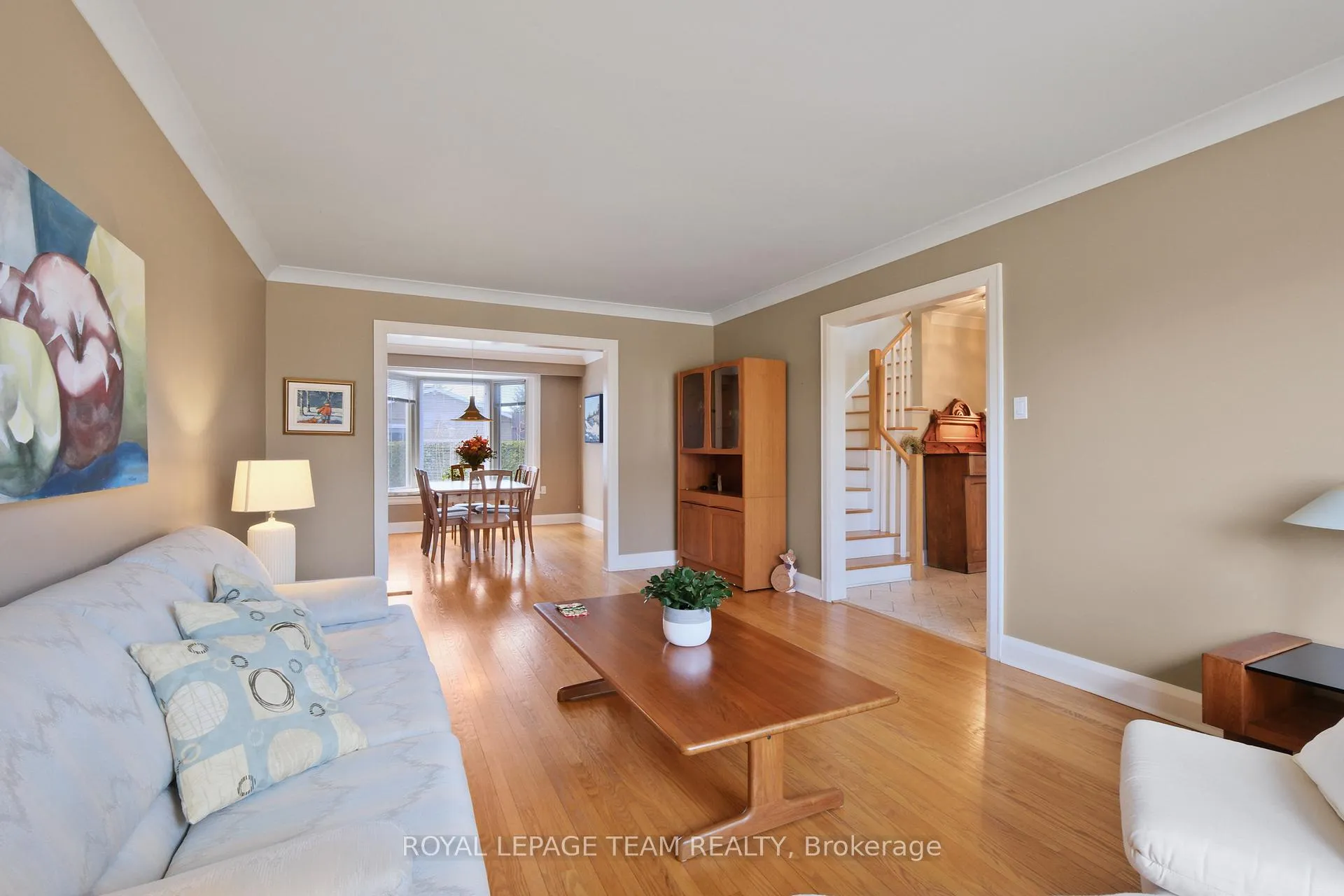Photo 16 of 4 Valewood Crescent, Ottawa, Blackburn Hamlet — HOMEH
