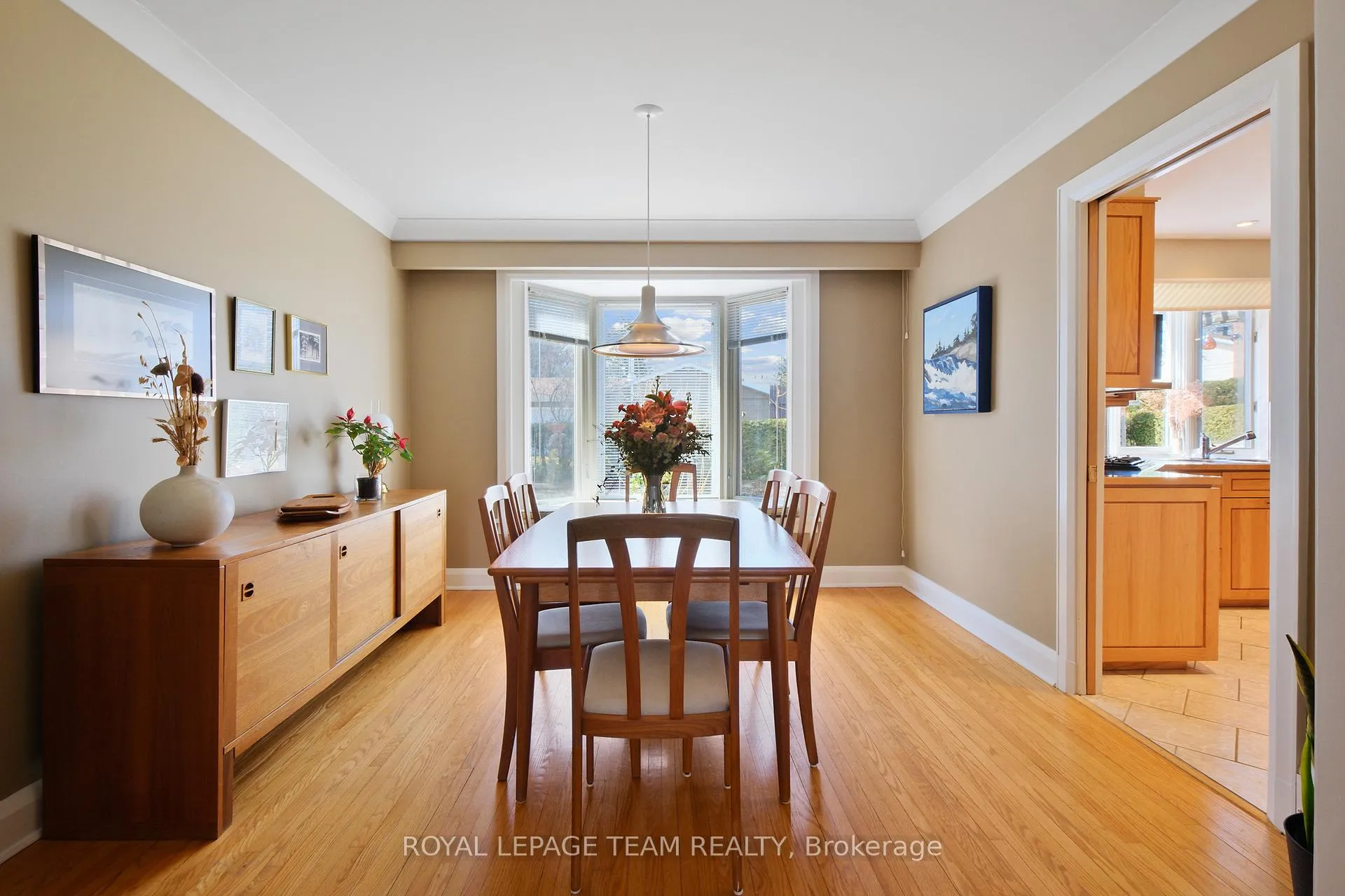 Photo 17 of 4 Valewood Crescent, Ottawa, Blackburn Hamlet — HOMEH