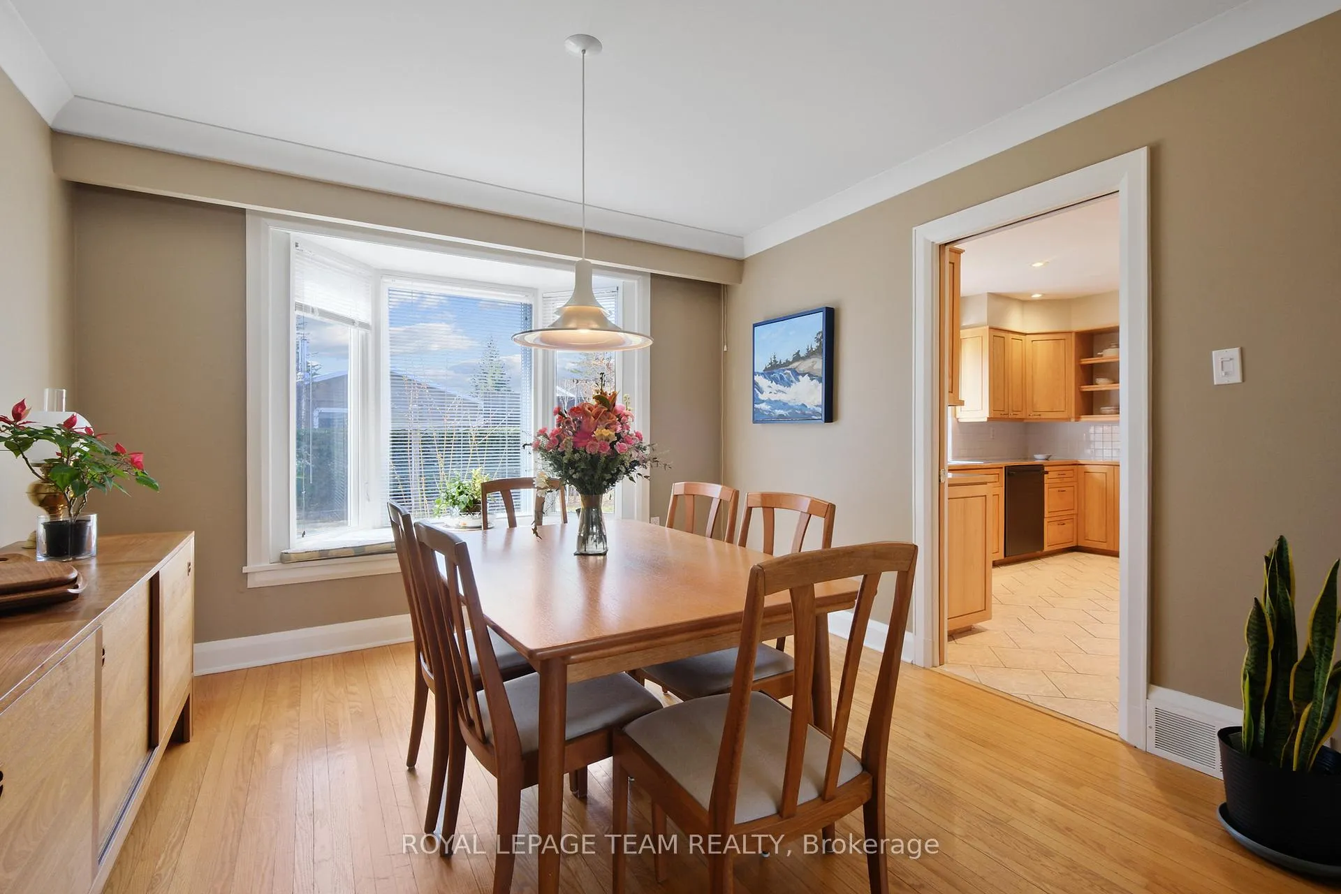 Photo 19 of 4 Valewood Crescent, Ottawa, Blackburn Hamlet — HOMEH