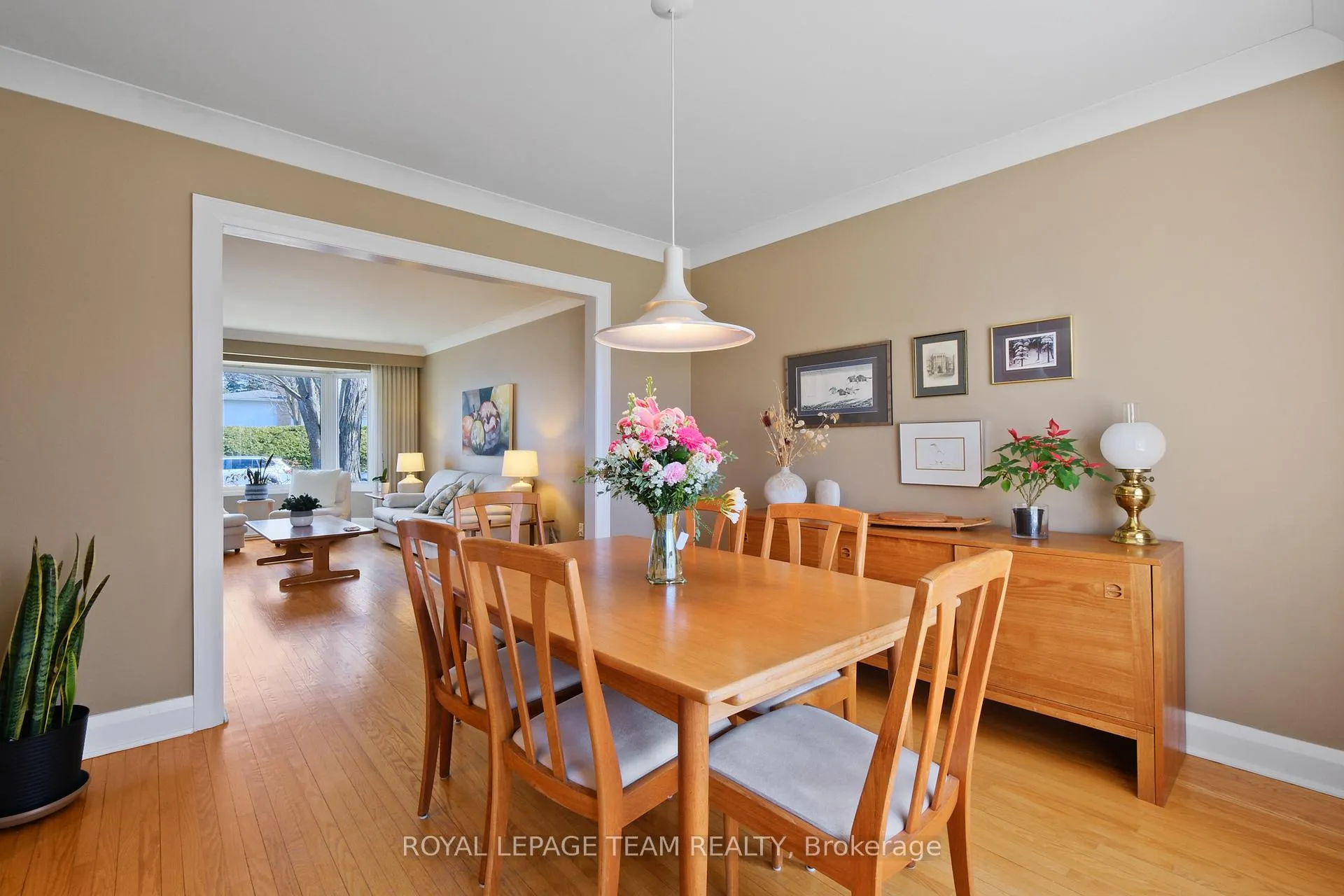 Photo 21 of 4 Valewood Crescent, Ottawa, Blackburn Hamlet — HOMEH