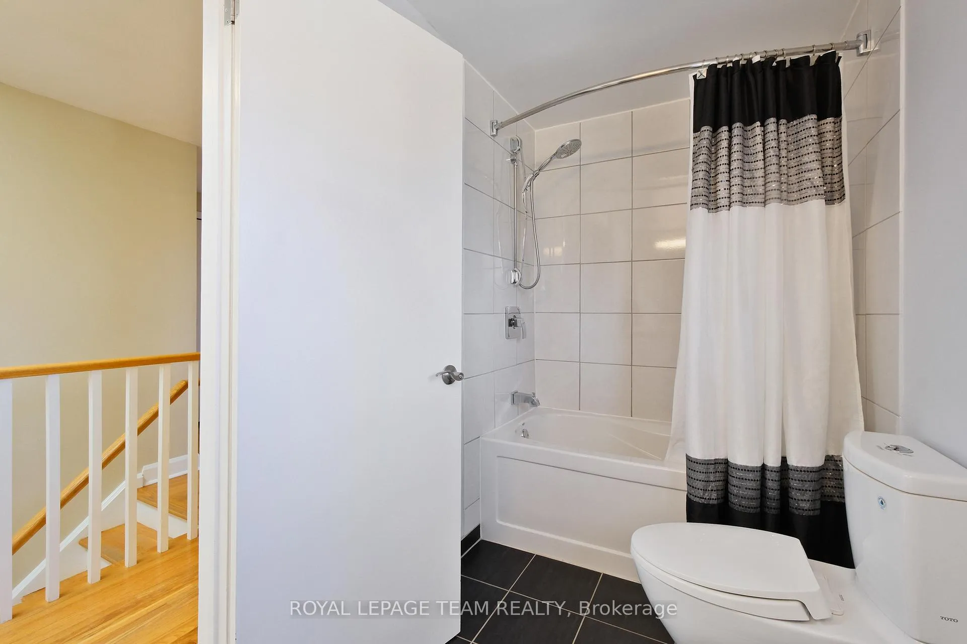 Photo 64 of 4 Valewood Crescent, Ottawa, Blackburn Hamlet — HOMEH