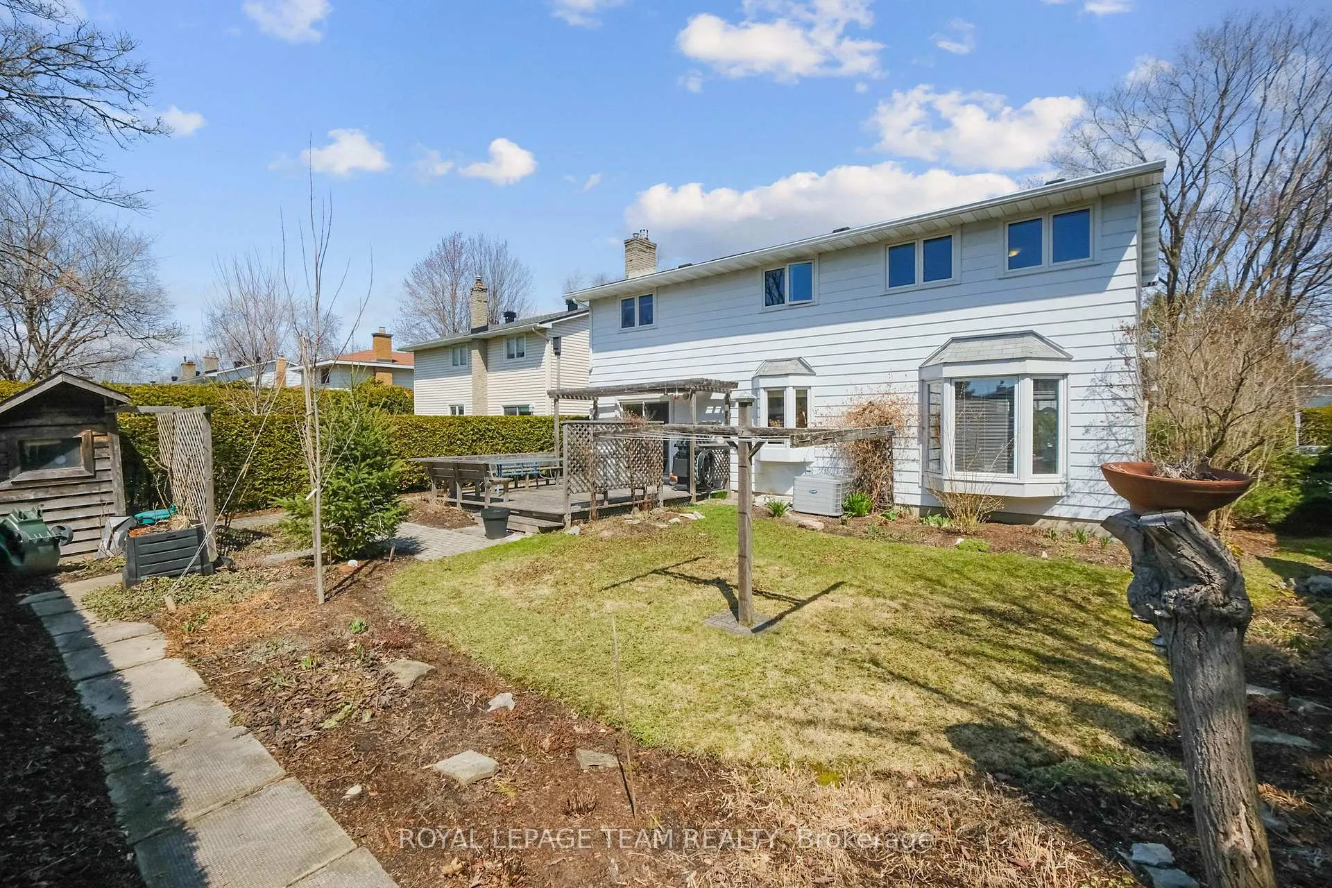 Photo 83 of 4 Valewood Crescent, Ottawa, Blackburn Hamlet — HOMEH