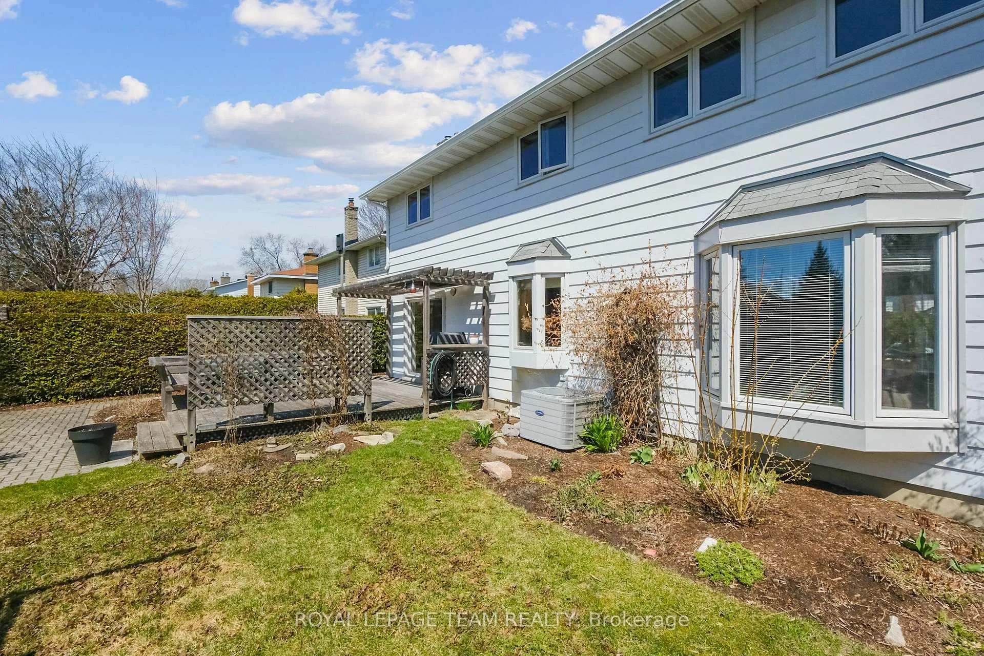 Photo 86 of 4 Valewood Crescent, Ottawa, Blackburn Hamlet — HOMEH