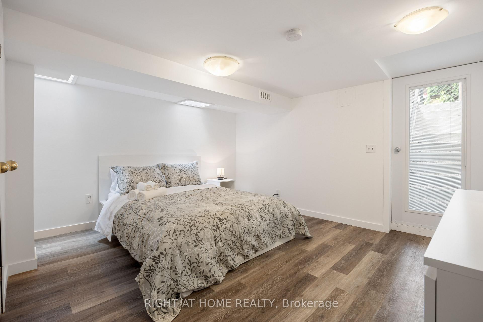 Photo 7 of 124 bsm Argyle Street, Toronto, Trinity-Bellwoods — HOMEH